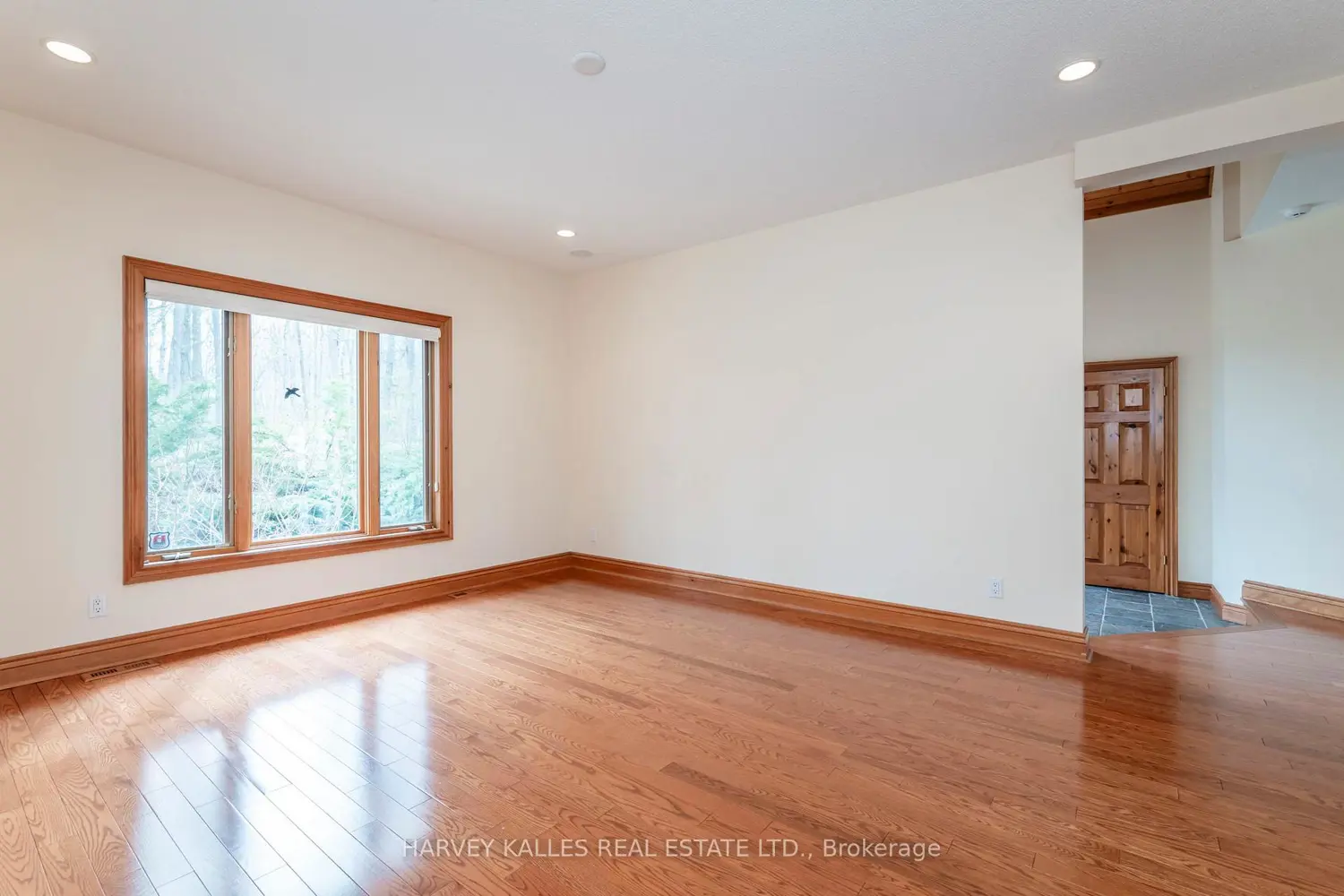 20 Nippissing Ridge Road photo 5
