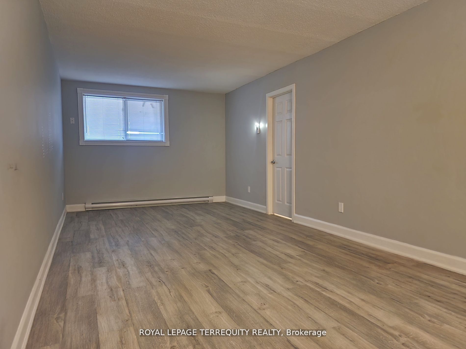 2-207 Trent Street E, Whitby, ON, L1N 1L7
