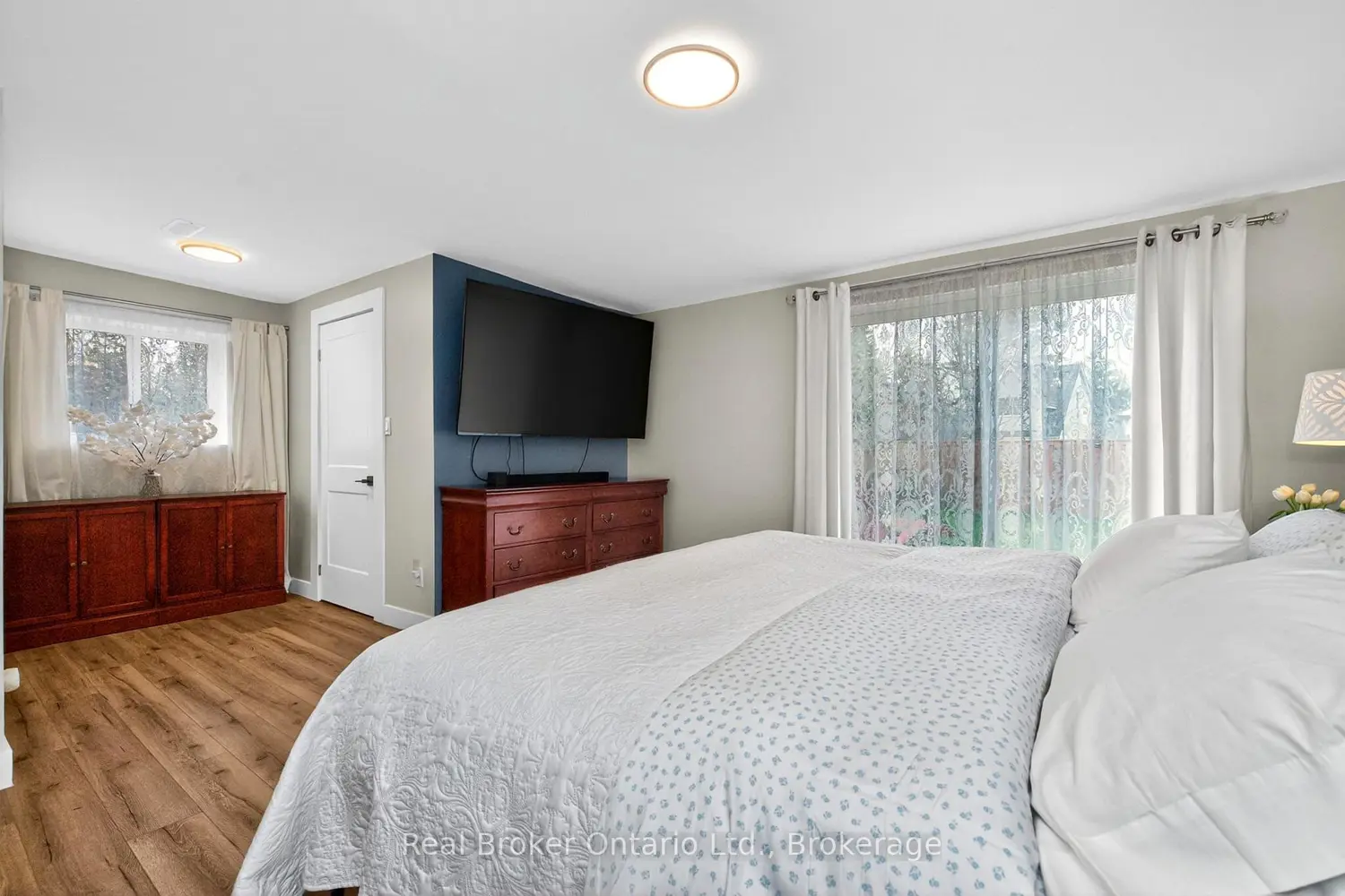 Additional image 10 of 2307 Somers Boulevard