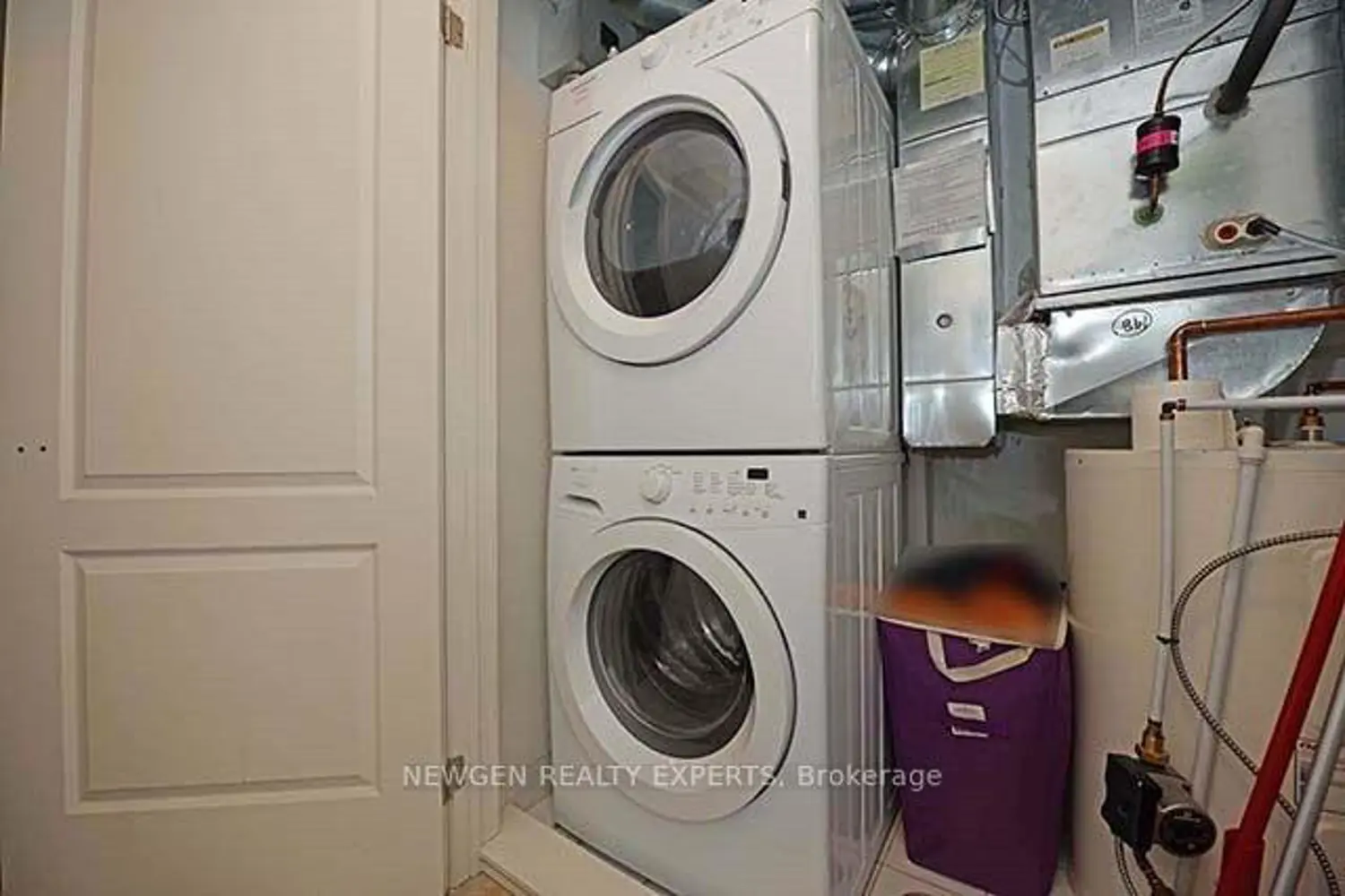 Additional image 14 of 3185 Boxford Crescent 16