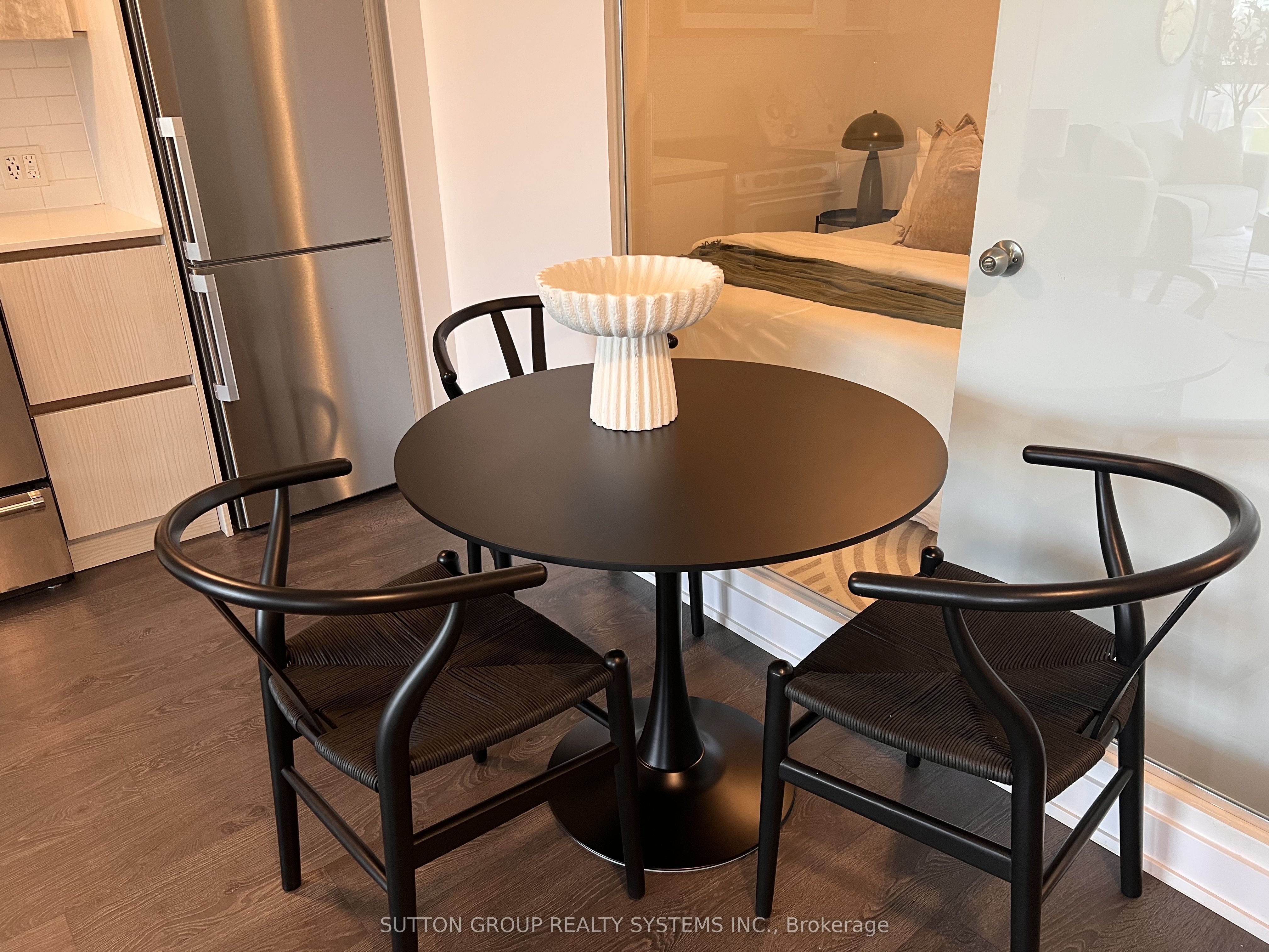 Additional image 3 of 317-251 Manitoba Street, Toronto, ON, M8Y 0C7