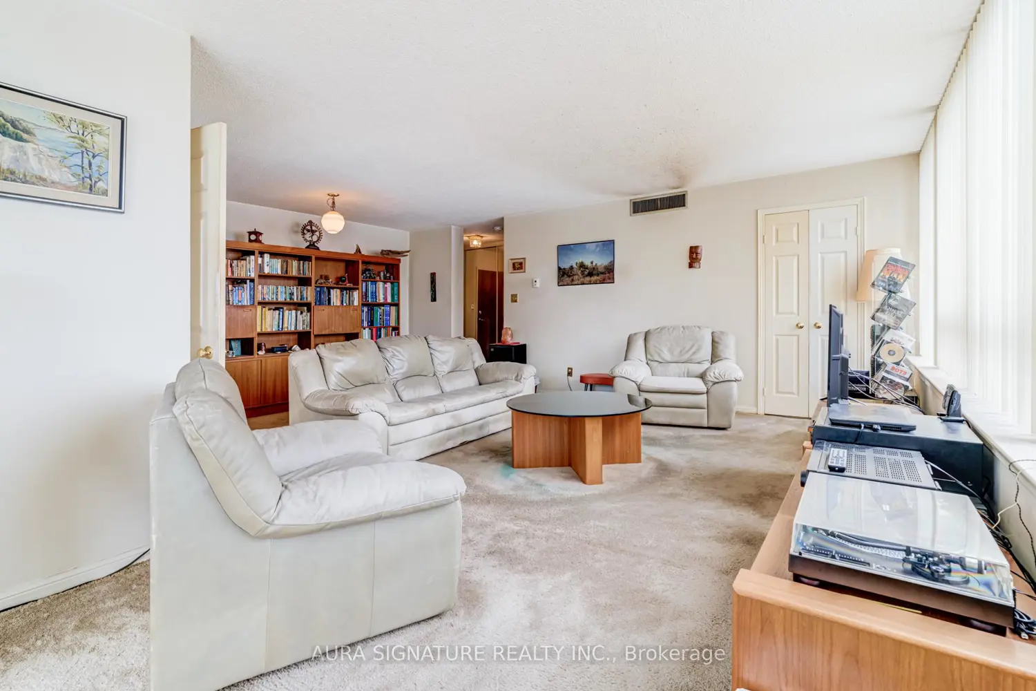 Additional image 3 of 40 Richview Road 203