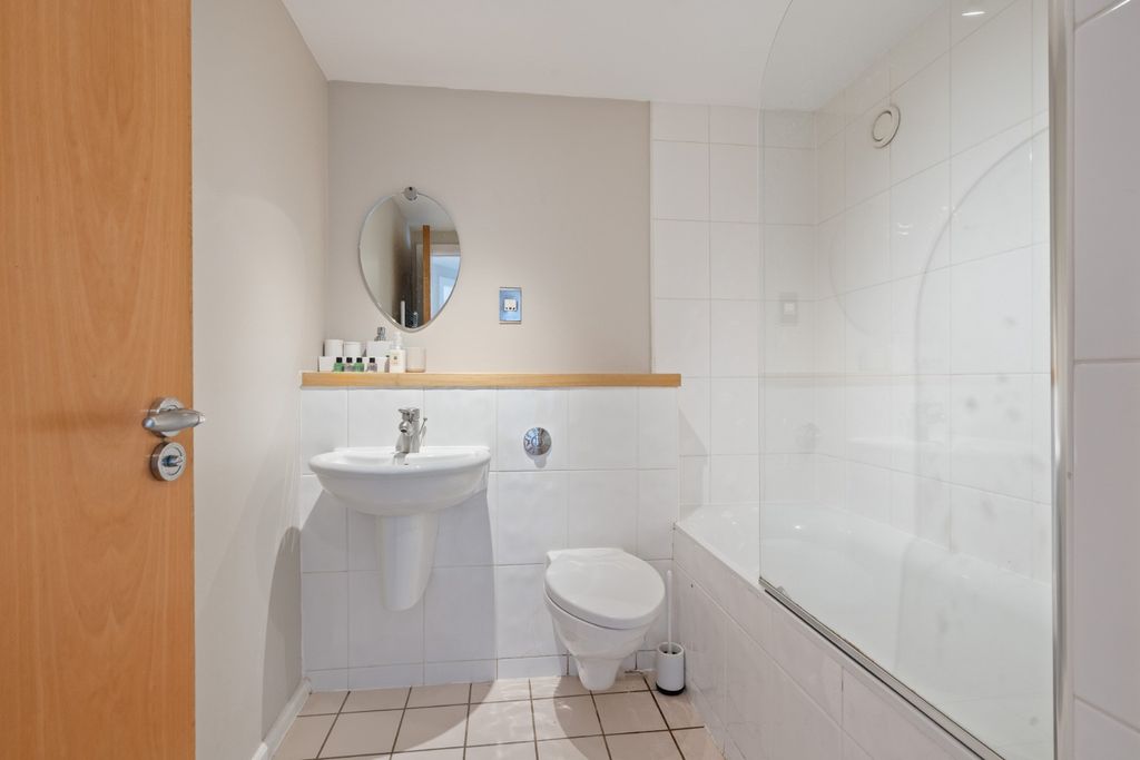 Additional image 25 of 2 bed flat to rentBreadalbane Street, Leith, Edinburgh EH6