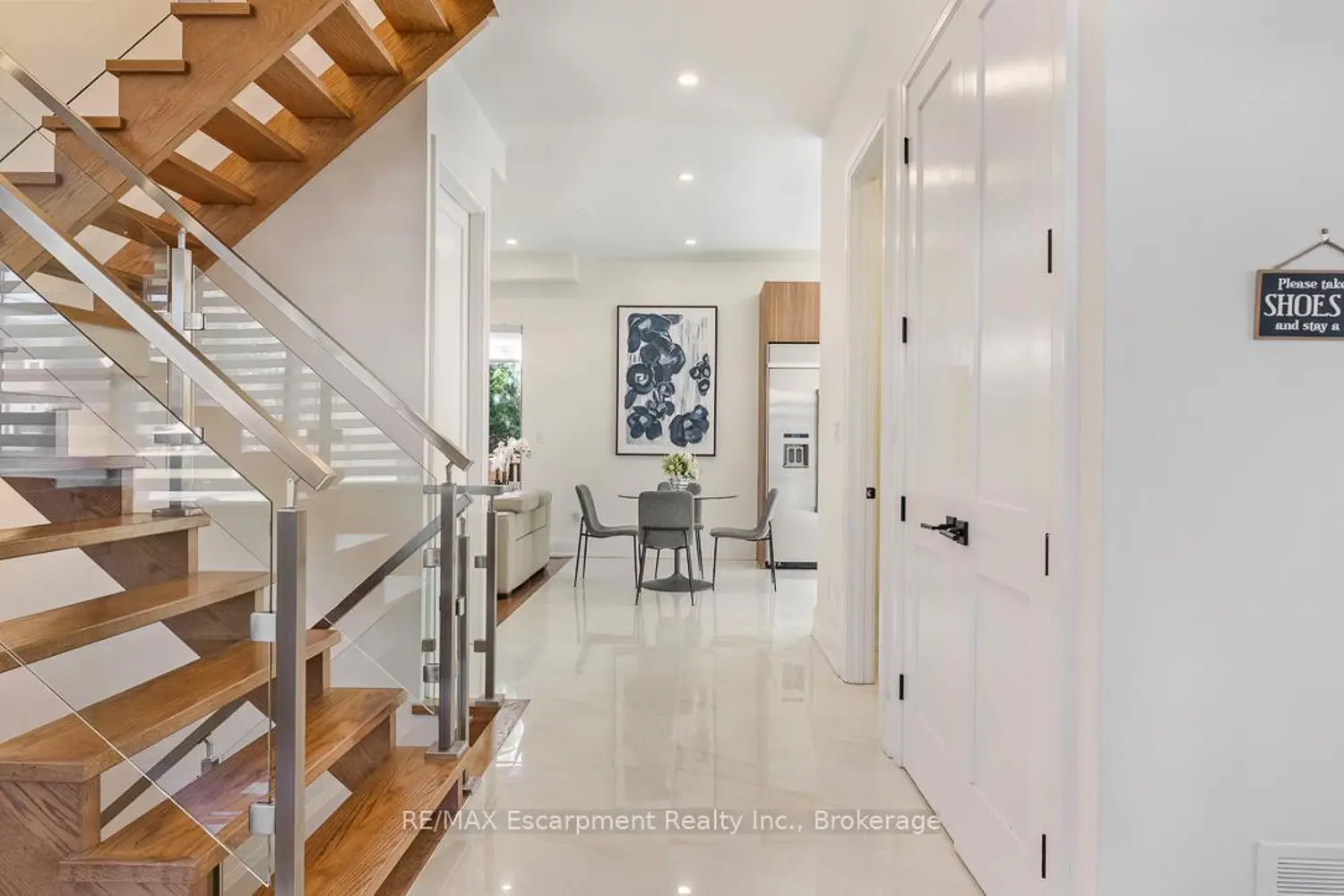 1526 Bridge Road