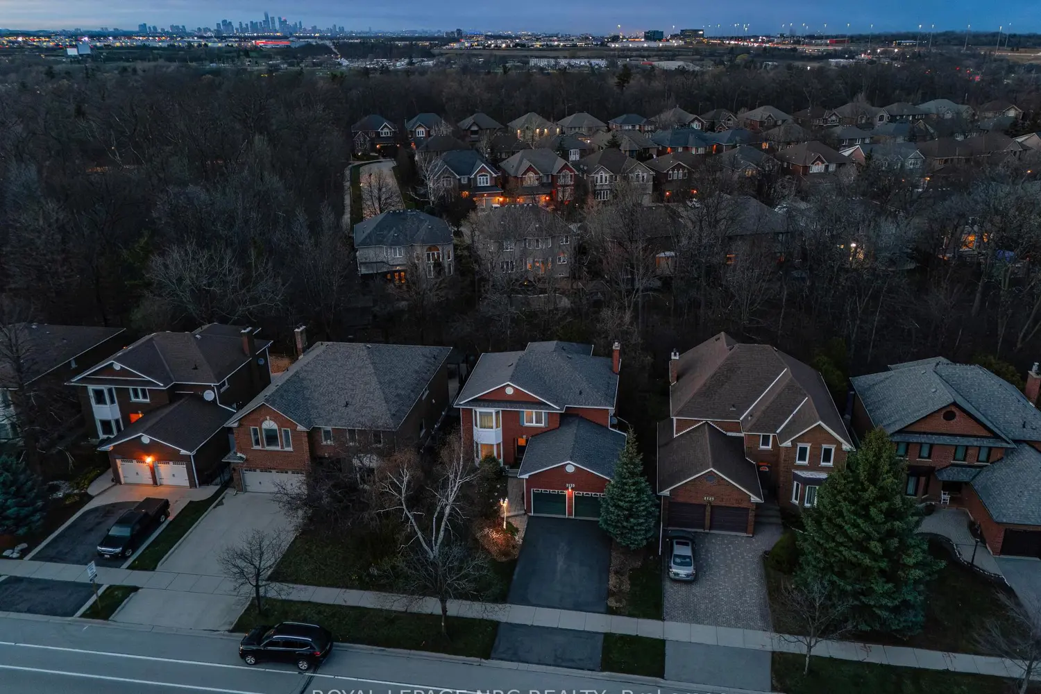 Additional image 19 of 2133 Grand Boulevard
