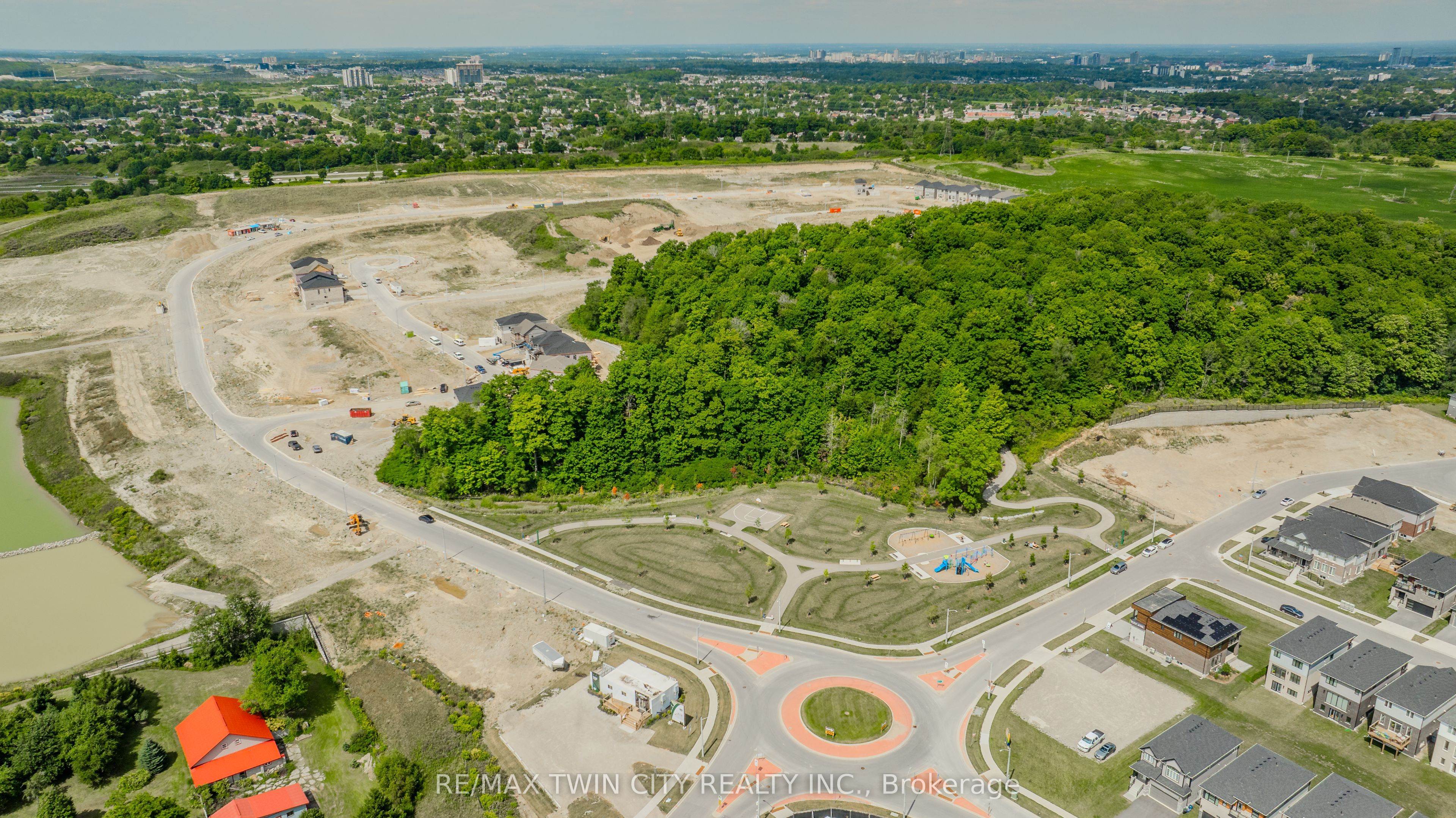 Additional image 2 of 93 Nathalie Street, Kitchener, ON, N2E 0H9