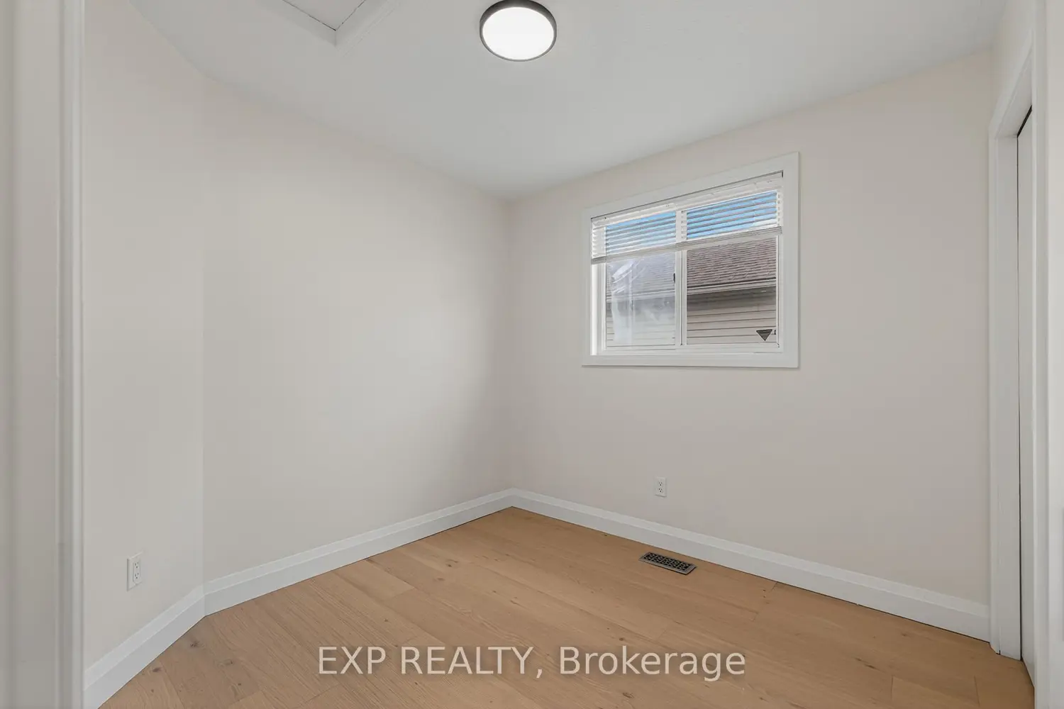 Additional image 8 of 101 Anastasia Crescent