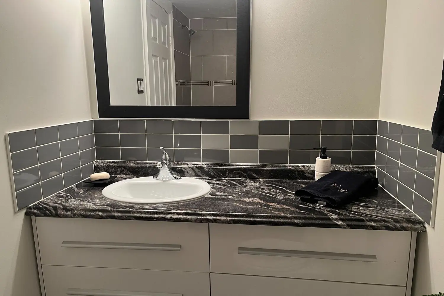 Additional image 13 of 4692 Crysler Avenue 302
