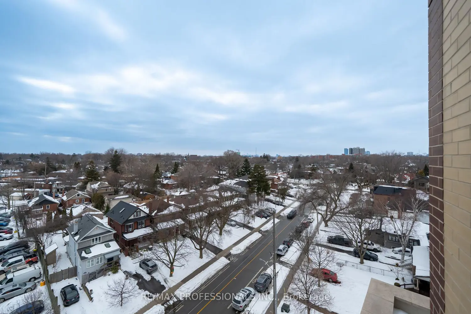 Additional image 14 of 11 Superior Avenue 811