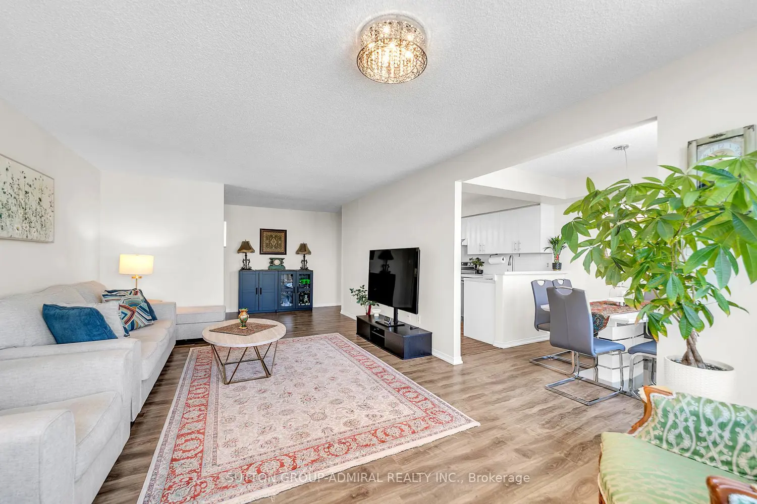 Additional image 8 of 175 Cedar Avenue 812