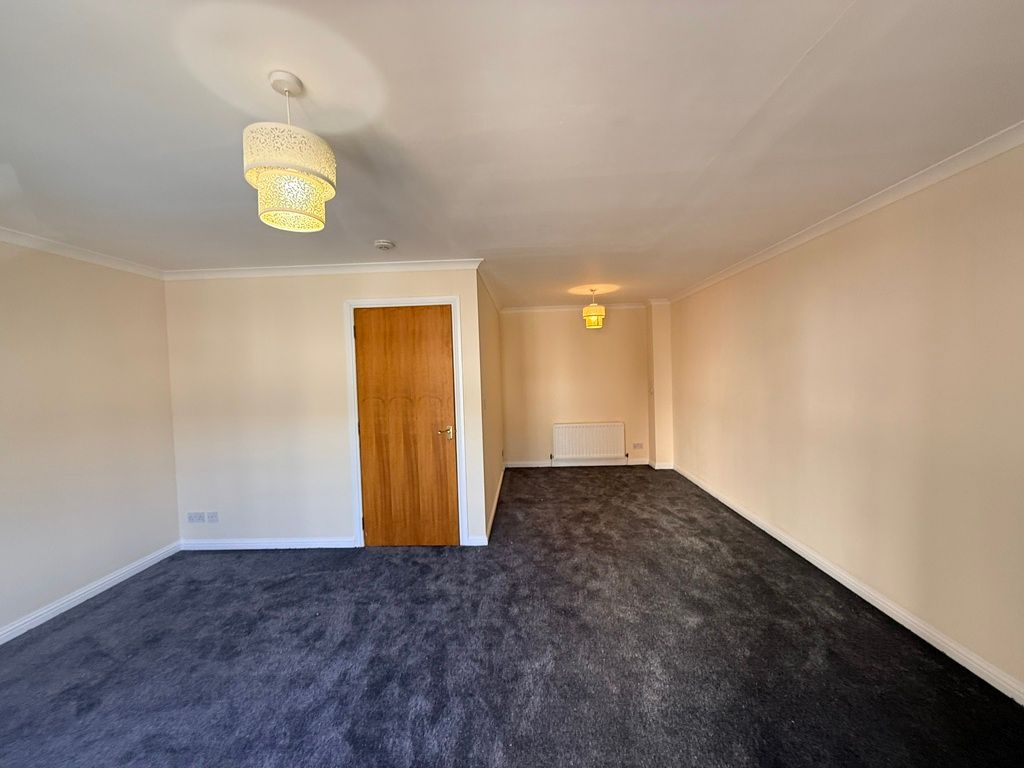 Additional image 2 of 4 bed town house to rentThorter Row, Dundee DD1