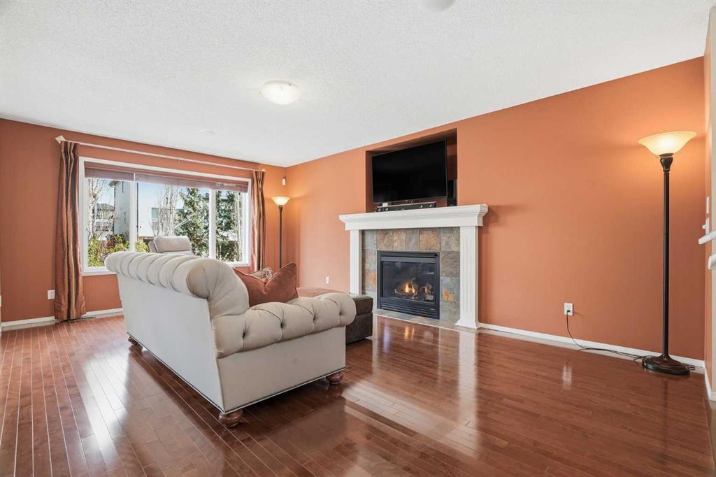 Additional image 5 of 56 Everglen Way SW, Calgary, AB, T2Y 5G3