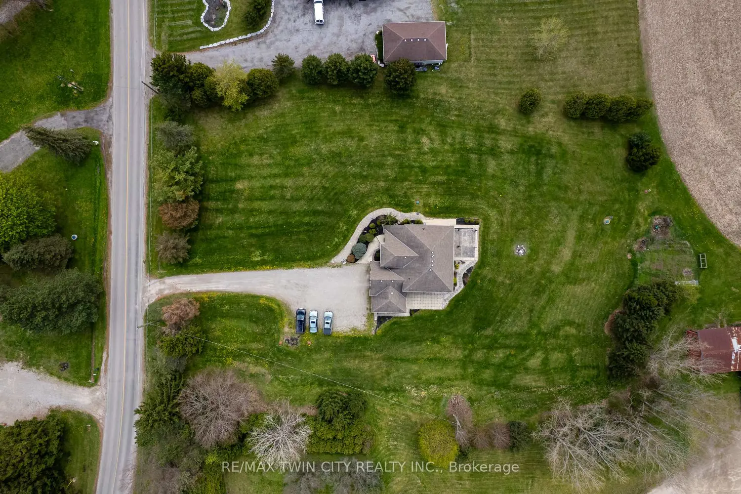 95 Brant School Road photo 2
