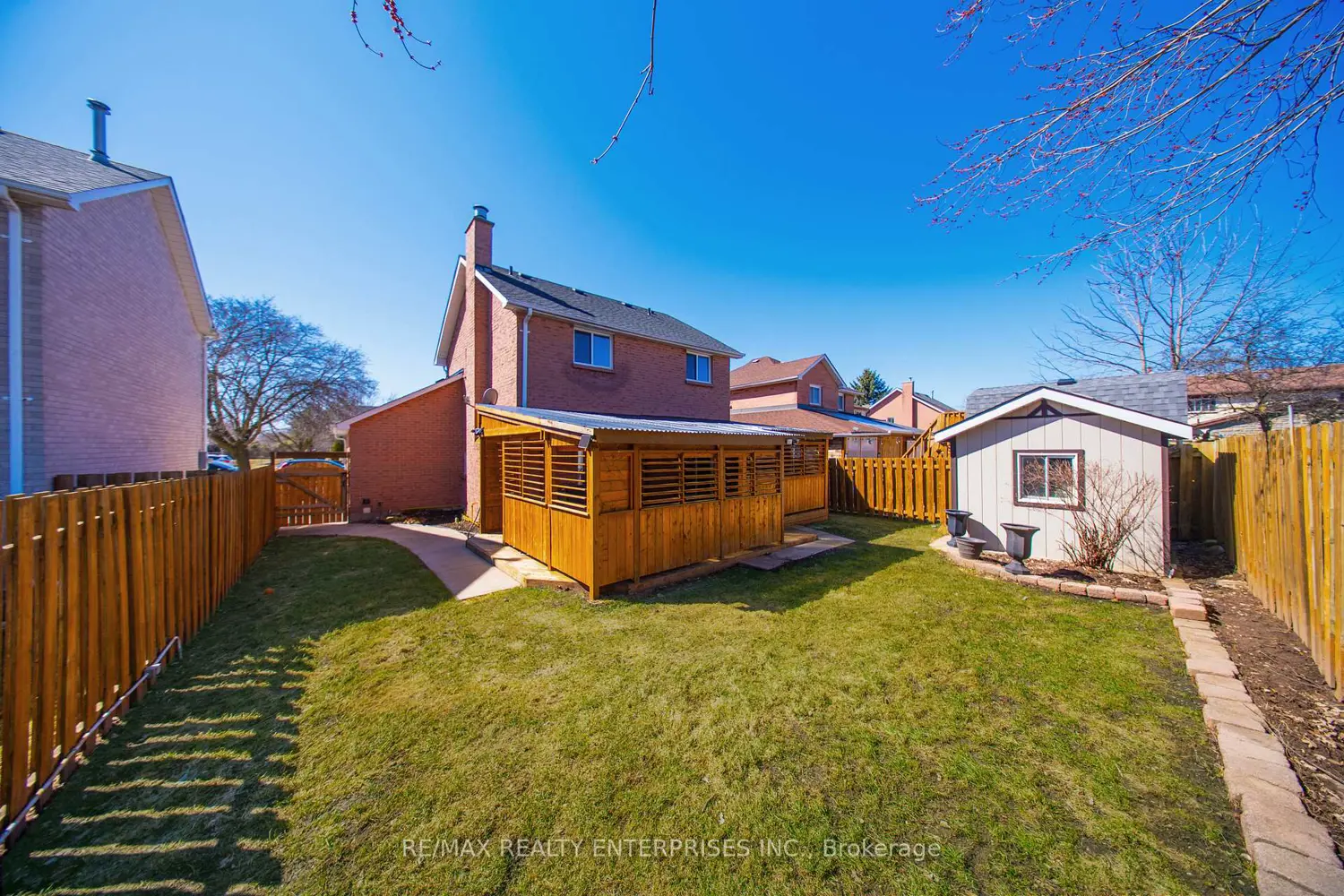 Additional image 17 of 23 Cowan Boulevard