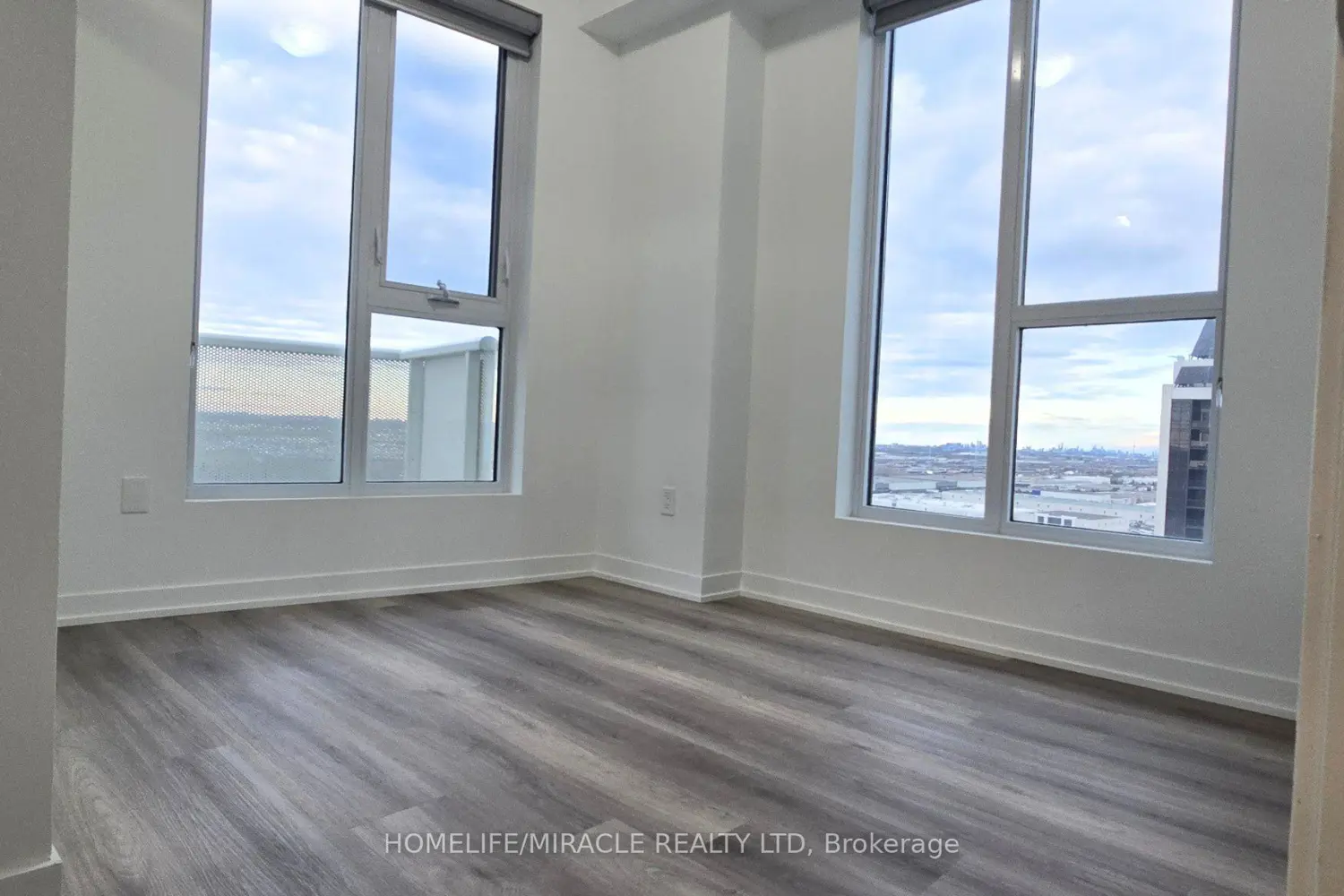Additional image 11 of 10 Abeja Street 2118