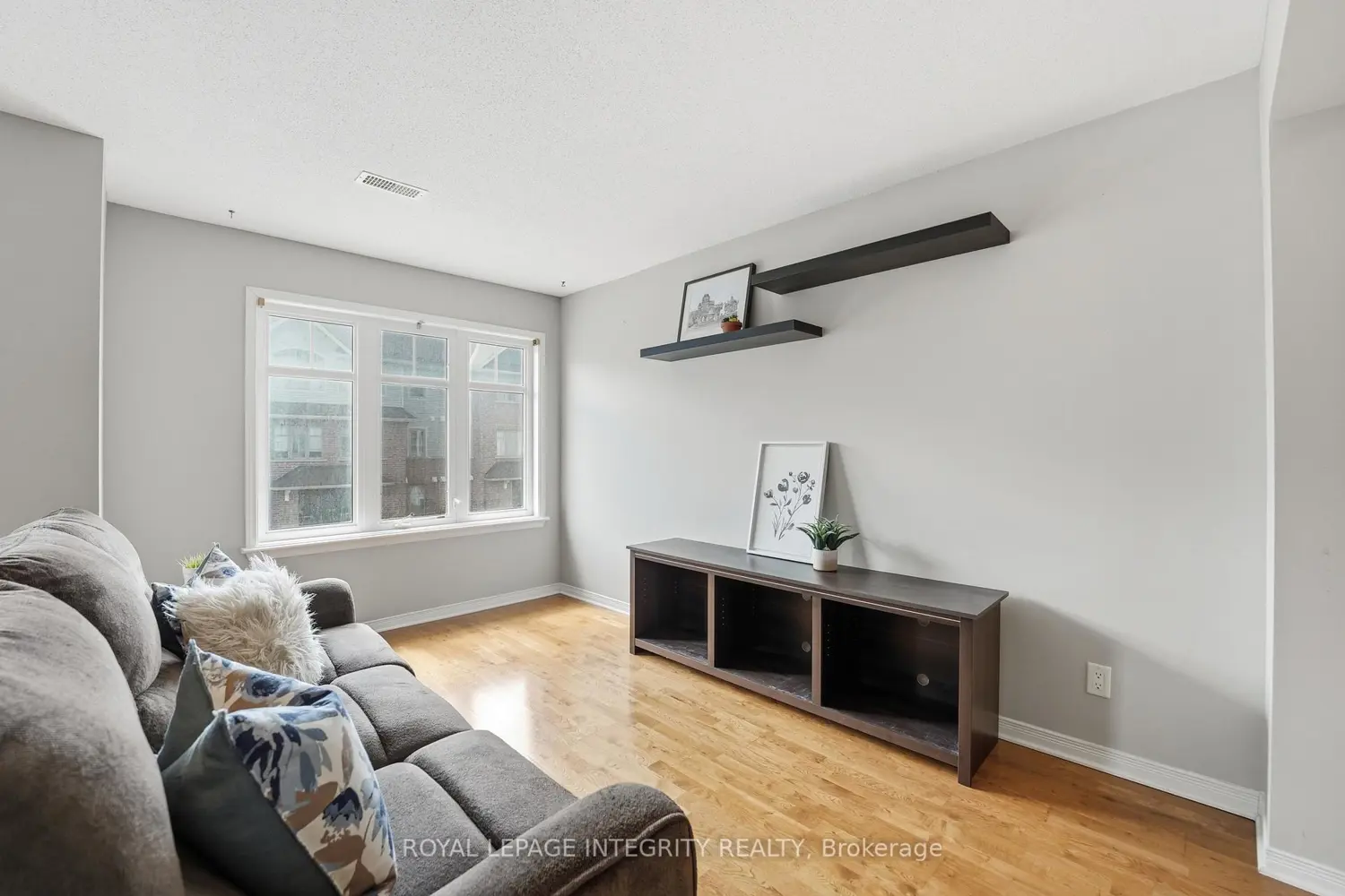 642 Reardon Private 11 photo 3