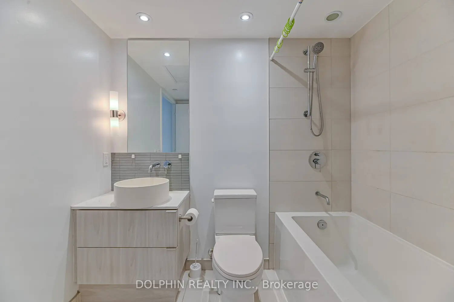 Additional image 10 of 161 Roehampton Avenue 1007