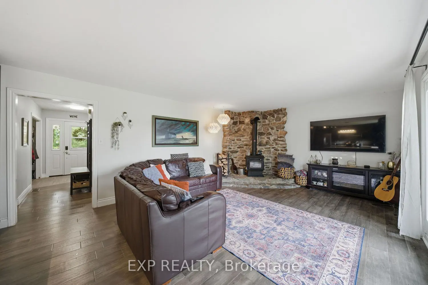 6892 Boundary Road photo 3