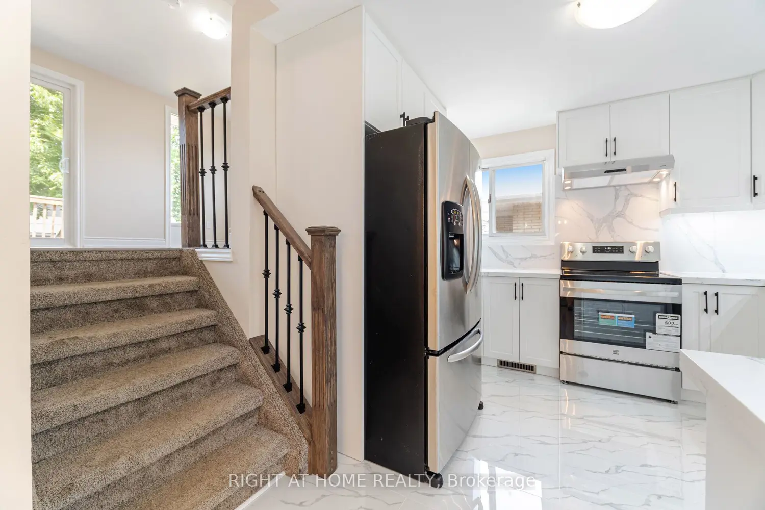 Additional image 8 of 50 Albemarle Street