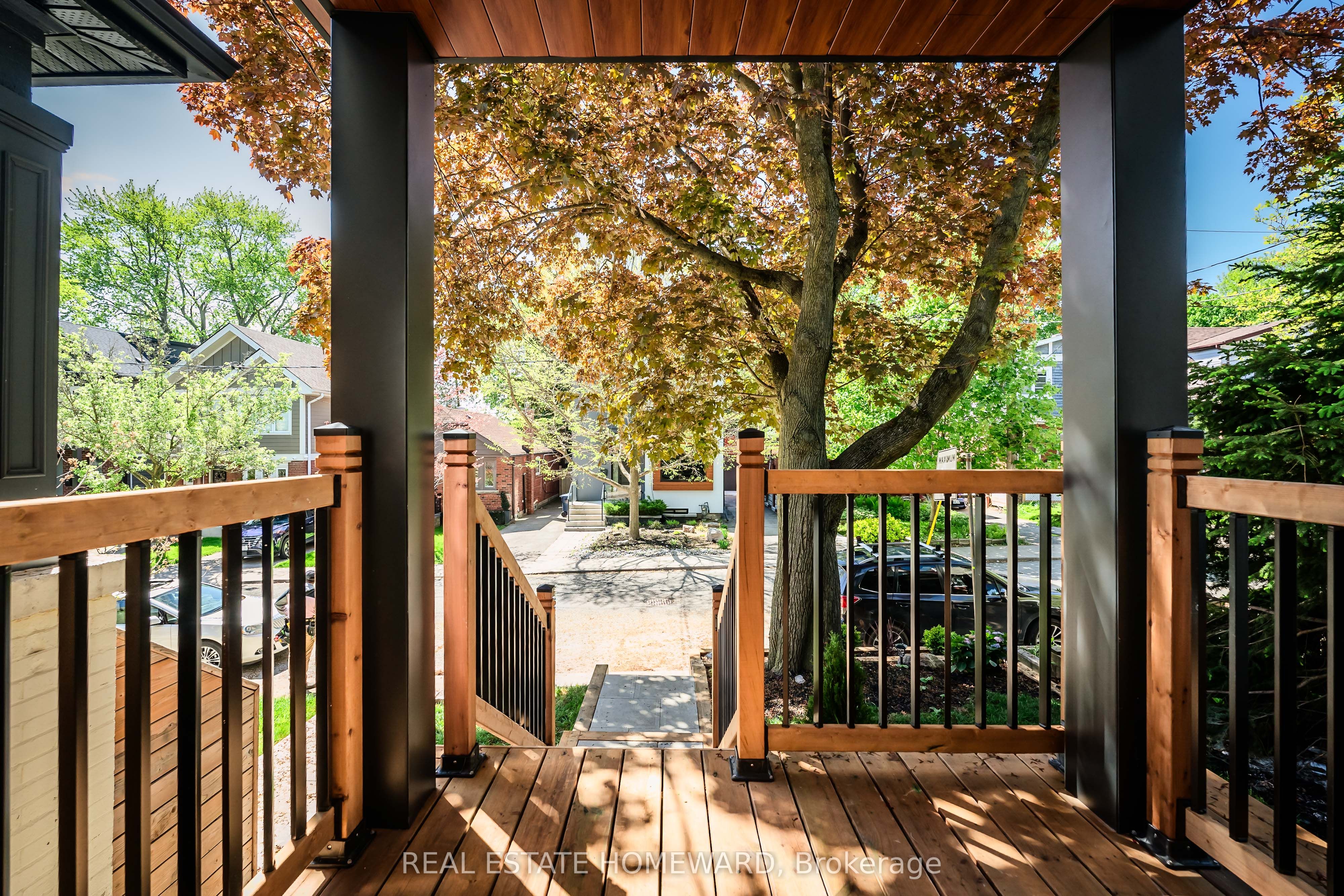 Additional image 2 of 28 Richard Avenue, Toronto, ON, M4L 1W9