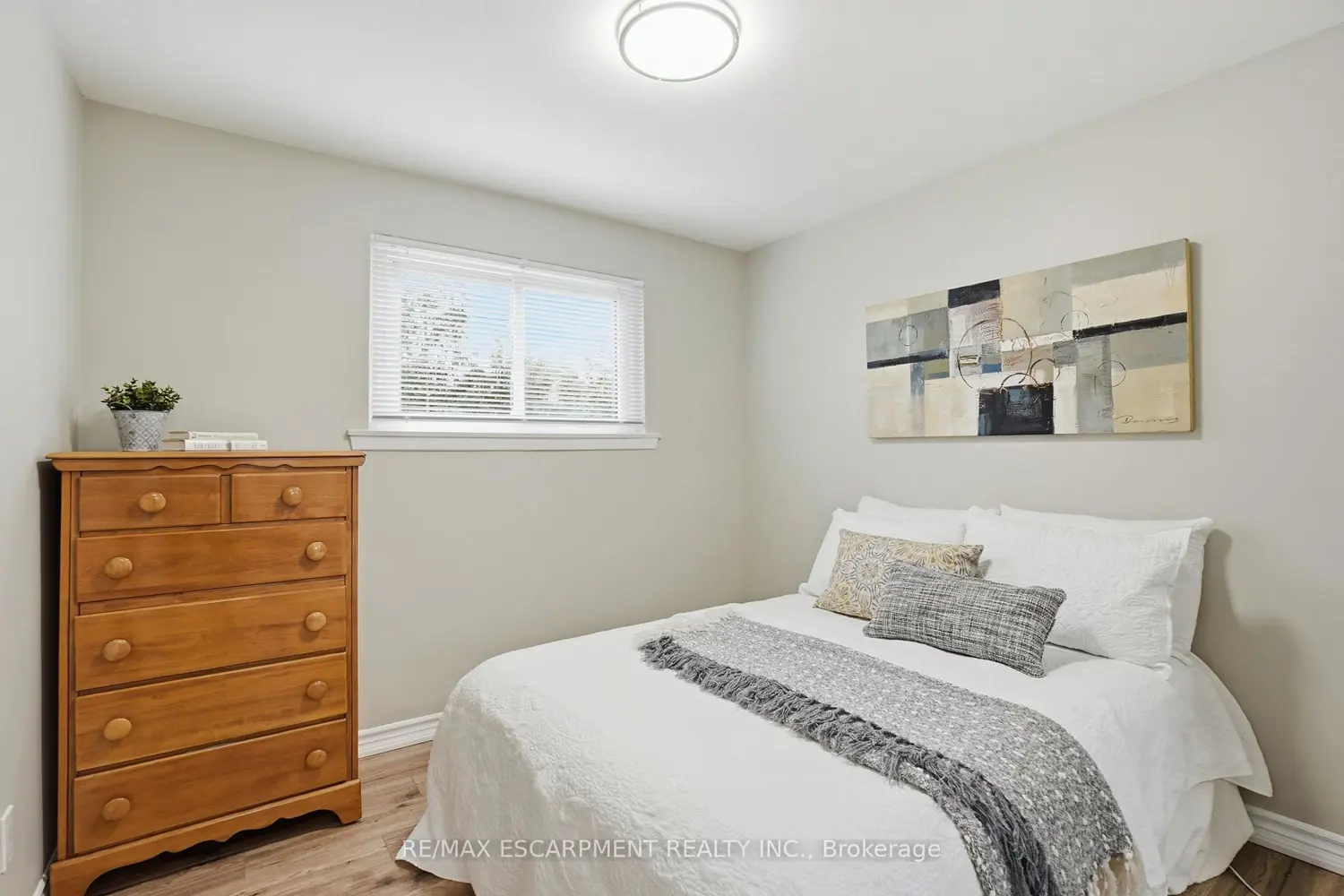 Additional image 10 of 345 Erindale Drive