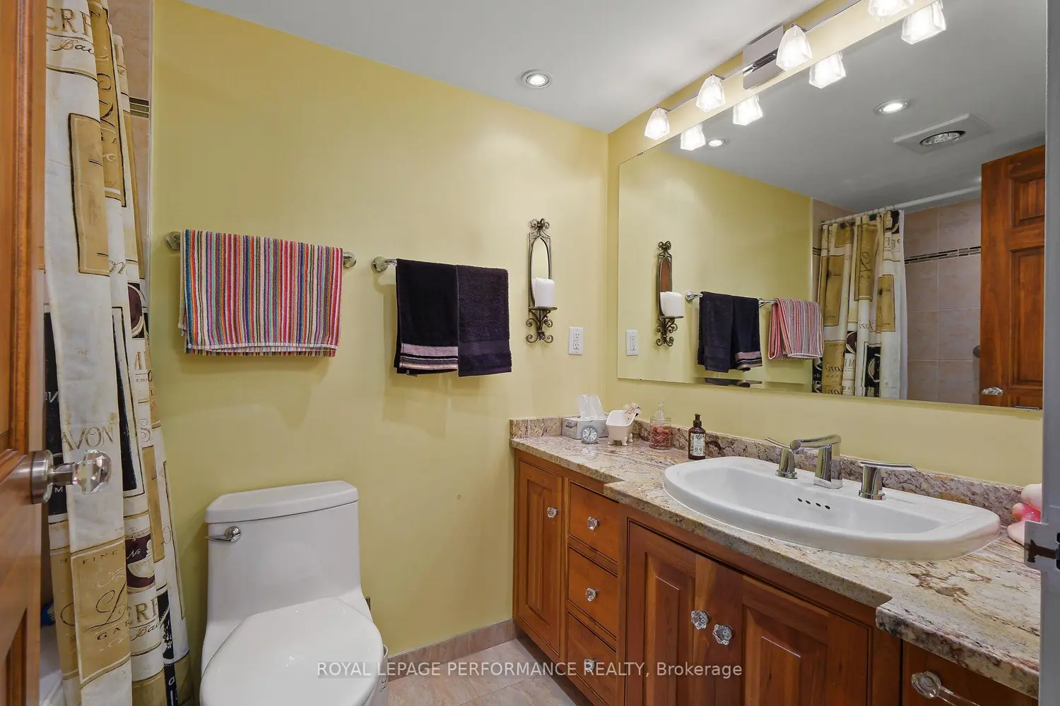 Additional image 18 of 71 Somerset Street 1003