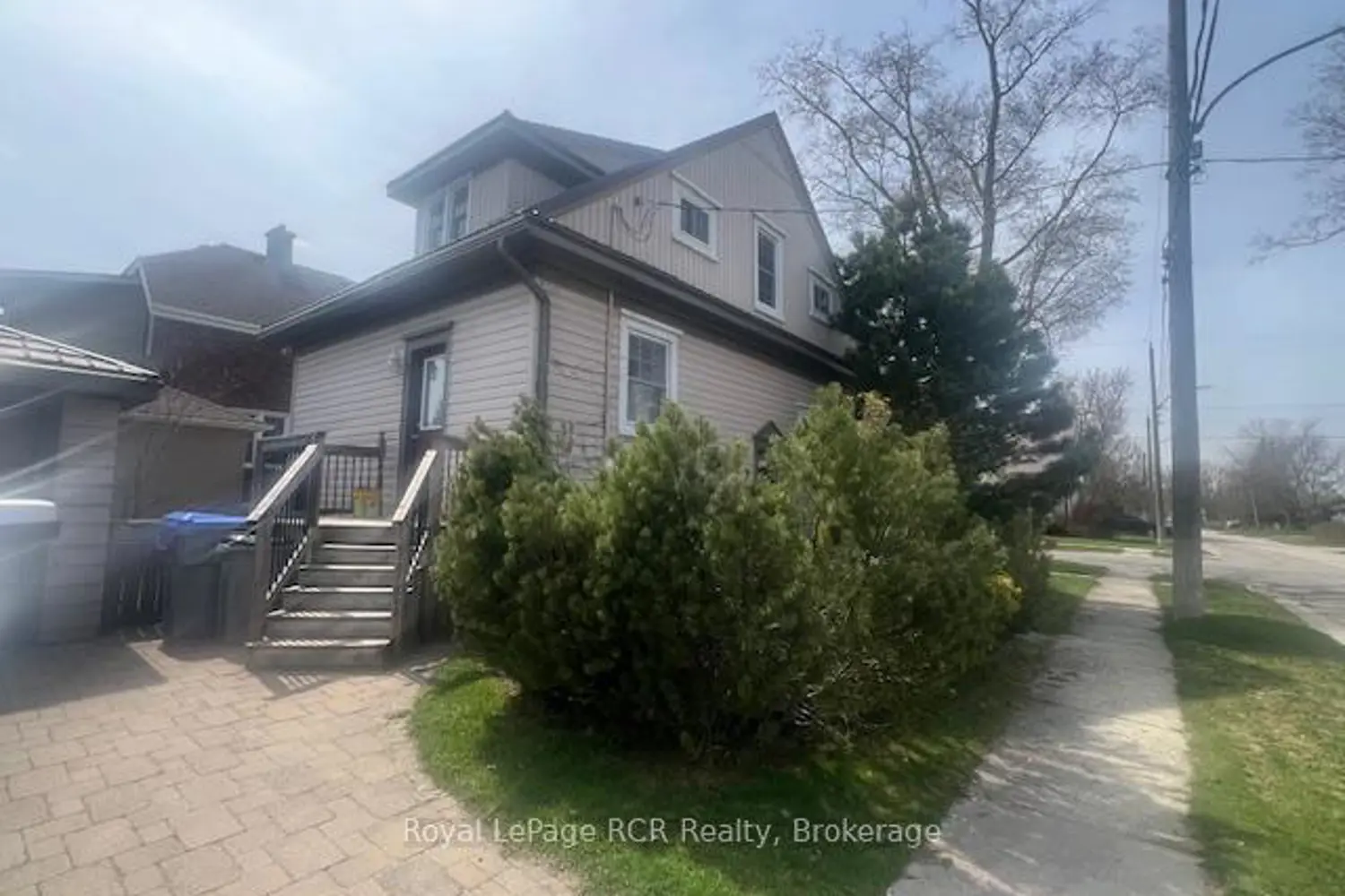 190 Victoria Avenue