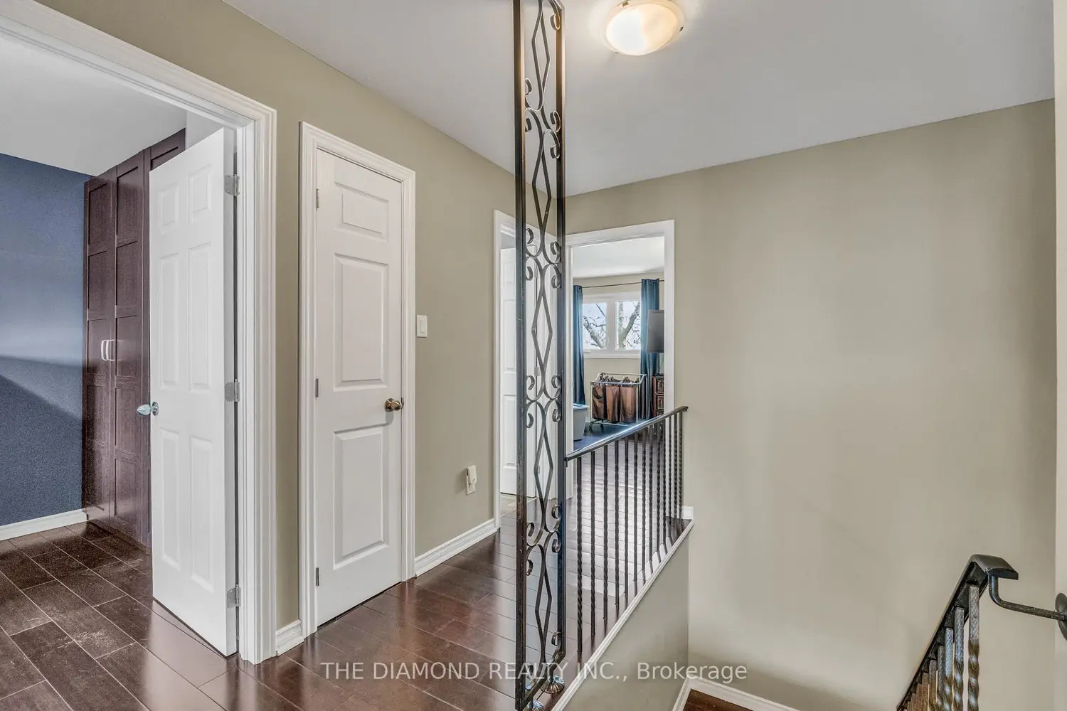 Additional image 12 of 65 Silver Shadow Path