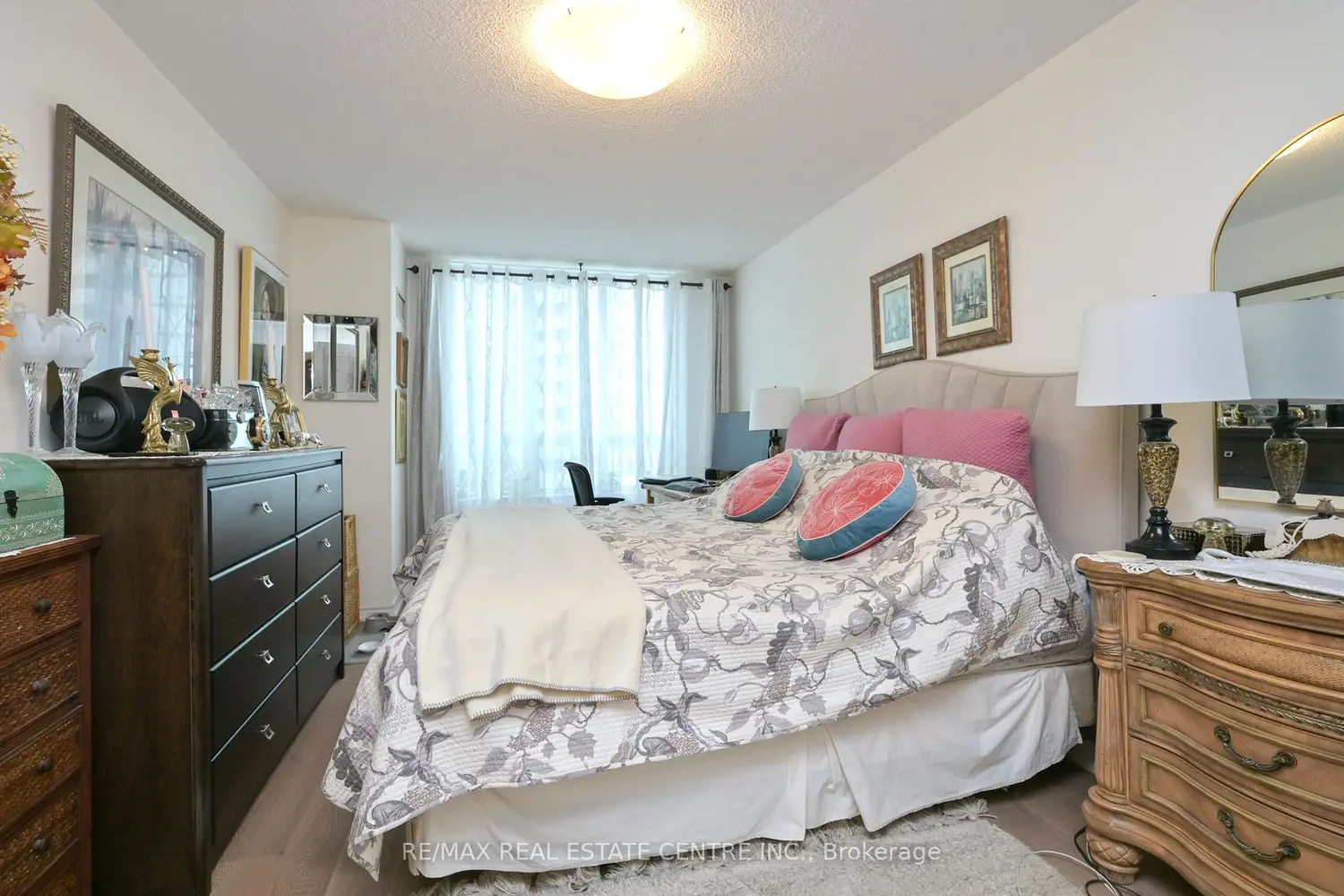 Additional image 9 of 335 Rathburn Road 1108