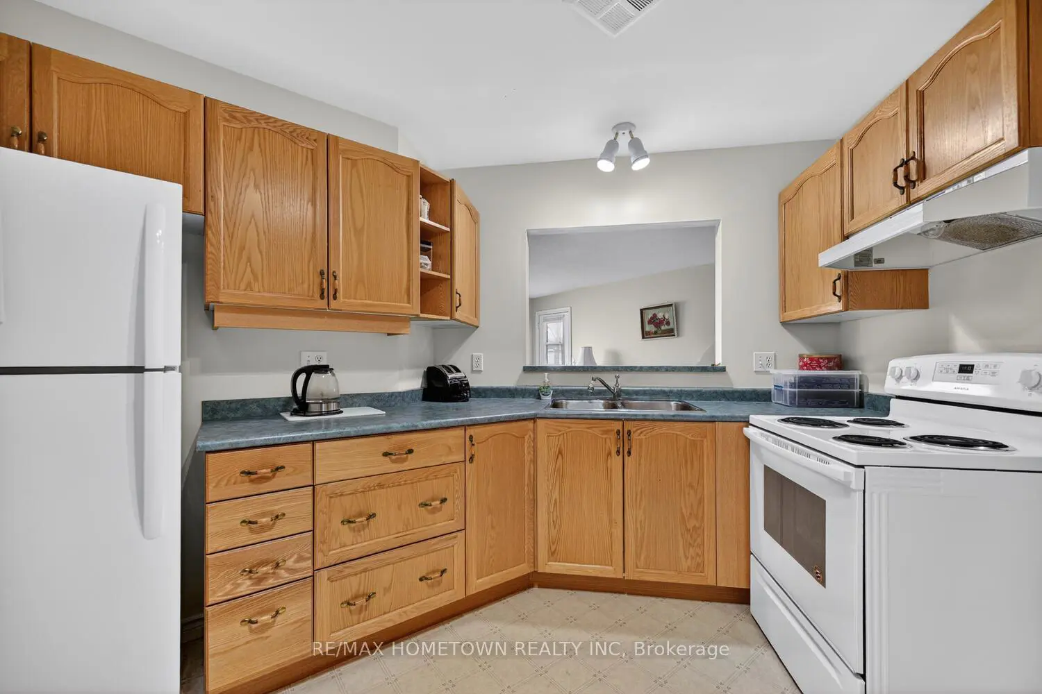 Additional image 8 of 1171 Millwood Avenue 5