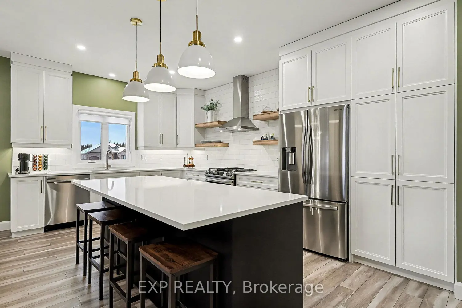 200 Nellie Street photo 2