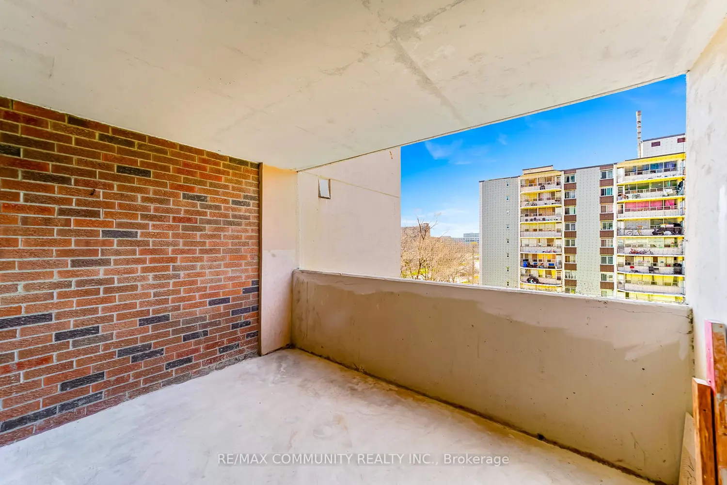 Additional image 18 of 3380 Eglinton Avenue 511