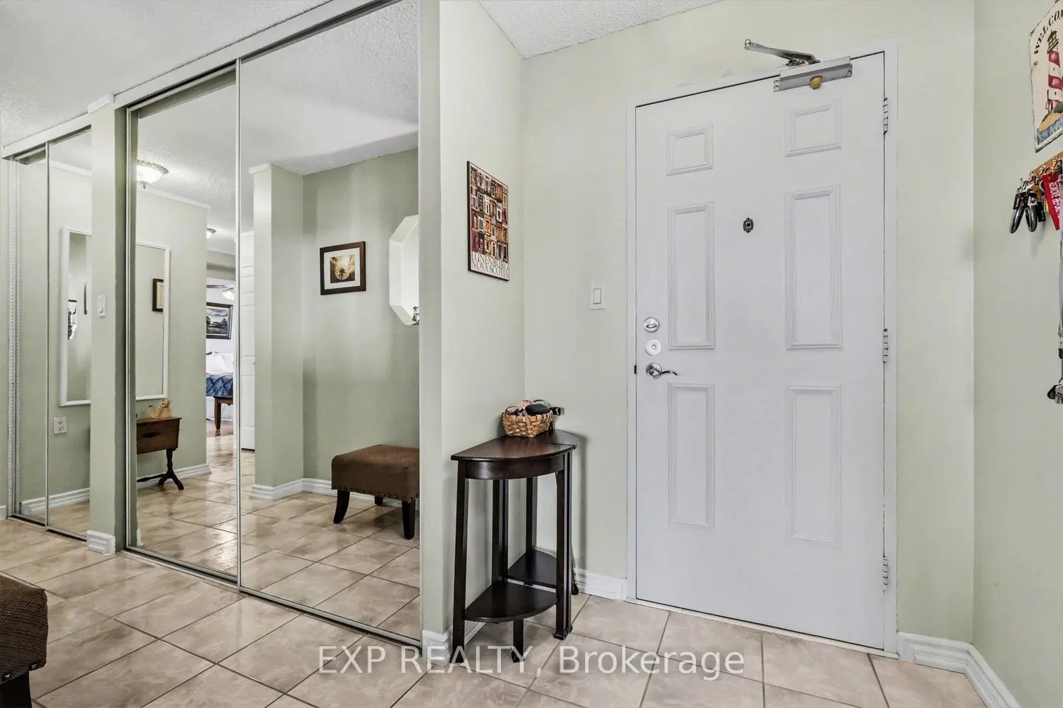 665 Bathgate Drive 1801 photo 3