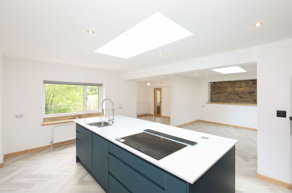 Additional image 7 of 3 bed detached house to rentHockley Lane, Ashover S45