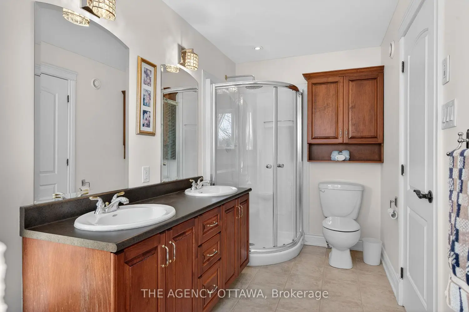 4633 Albion Road photo 5