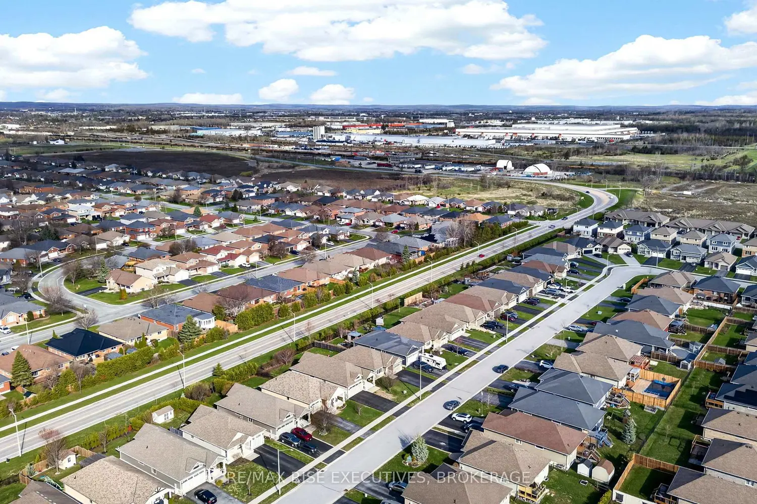 Additional image 17 of 44 Tessa Boulevard