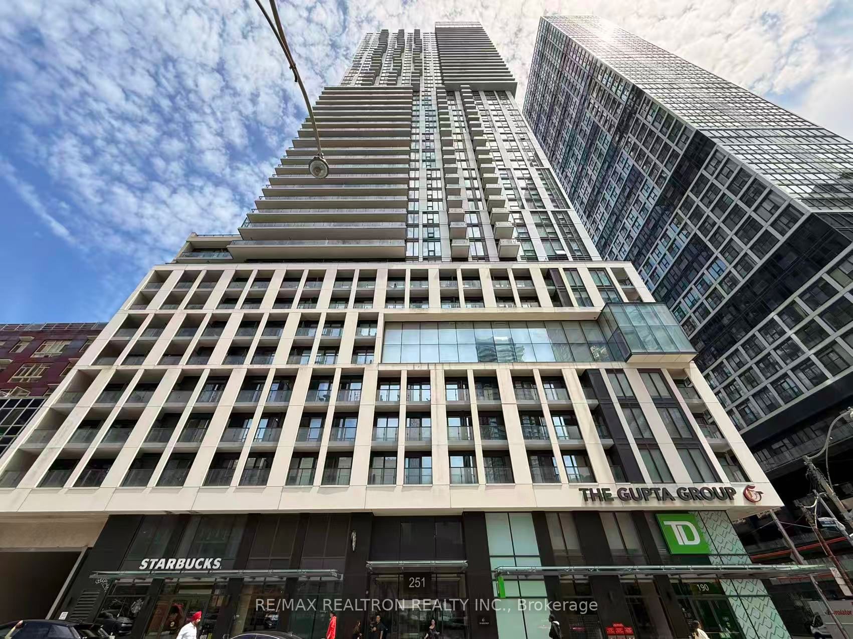 4510-251 Jarvis Street, Toronto, ON, M5B 0C3