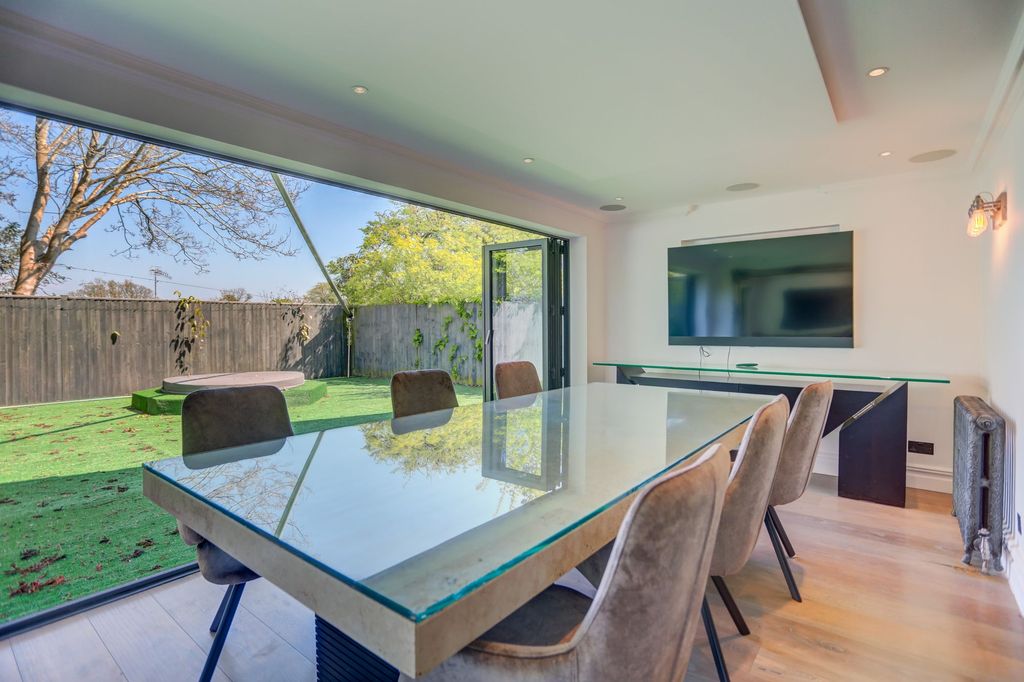 Additional image 4 of 5 bed detached house to rentDyke Road Avenue, Brighton BN1