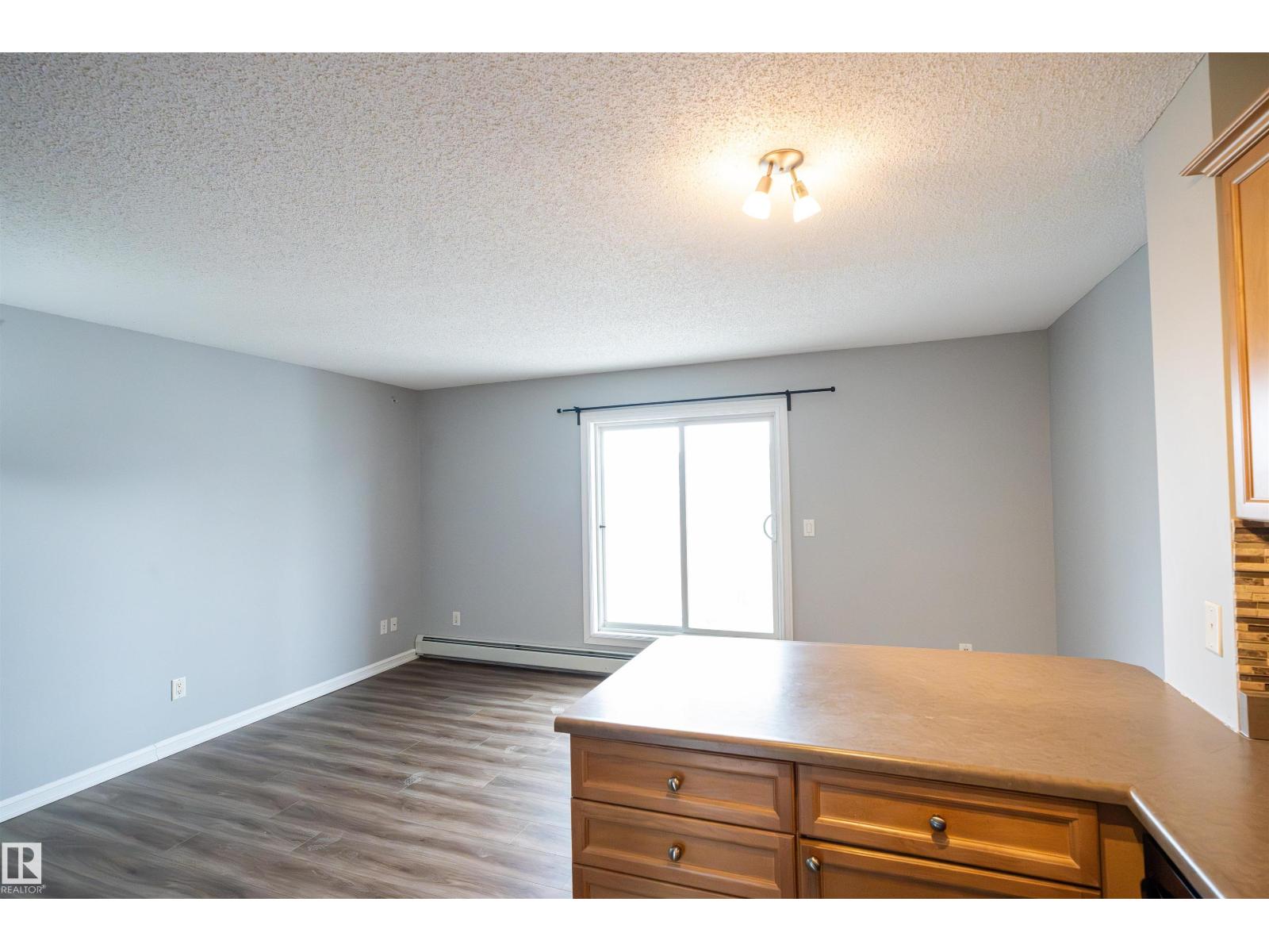 Additional image 5 of 404-4407 23 Street NW, Edmonton, AB, T6T0B6