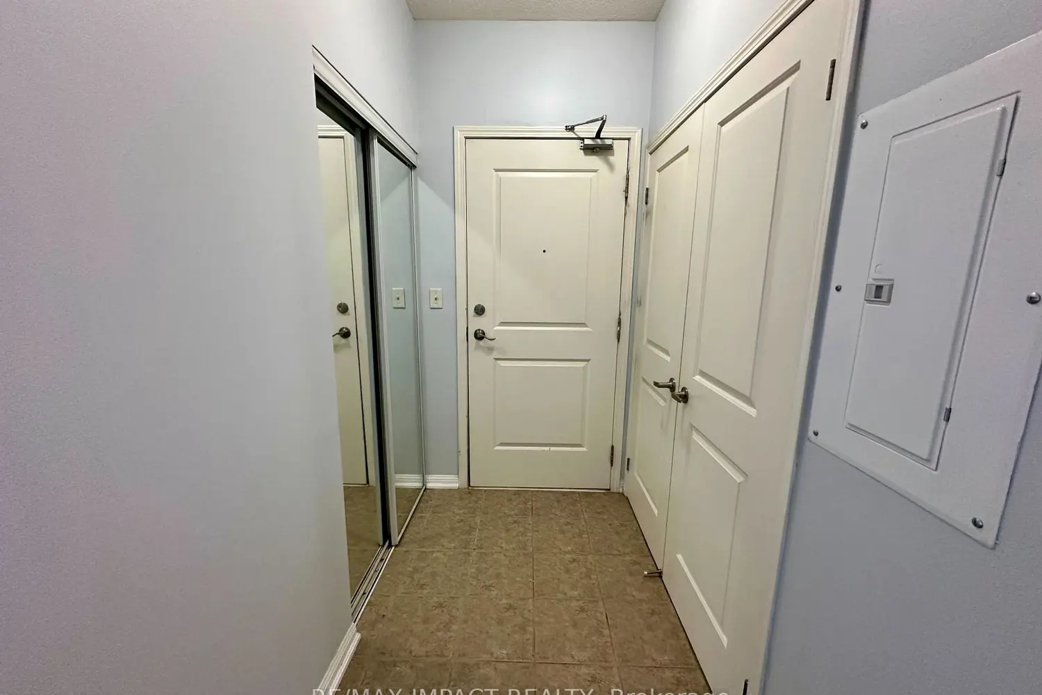 1 Sidney Lane 104 photo 3