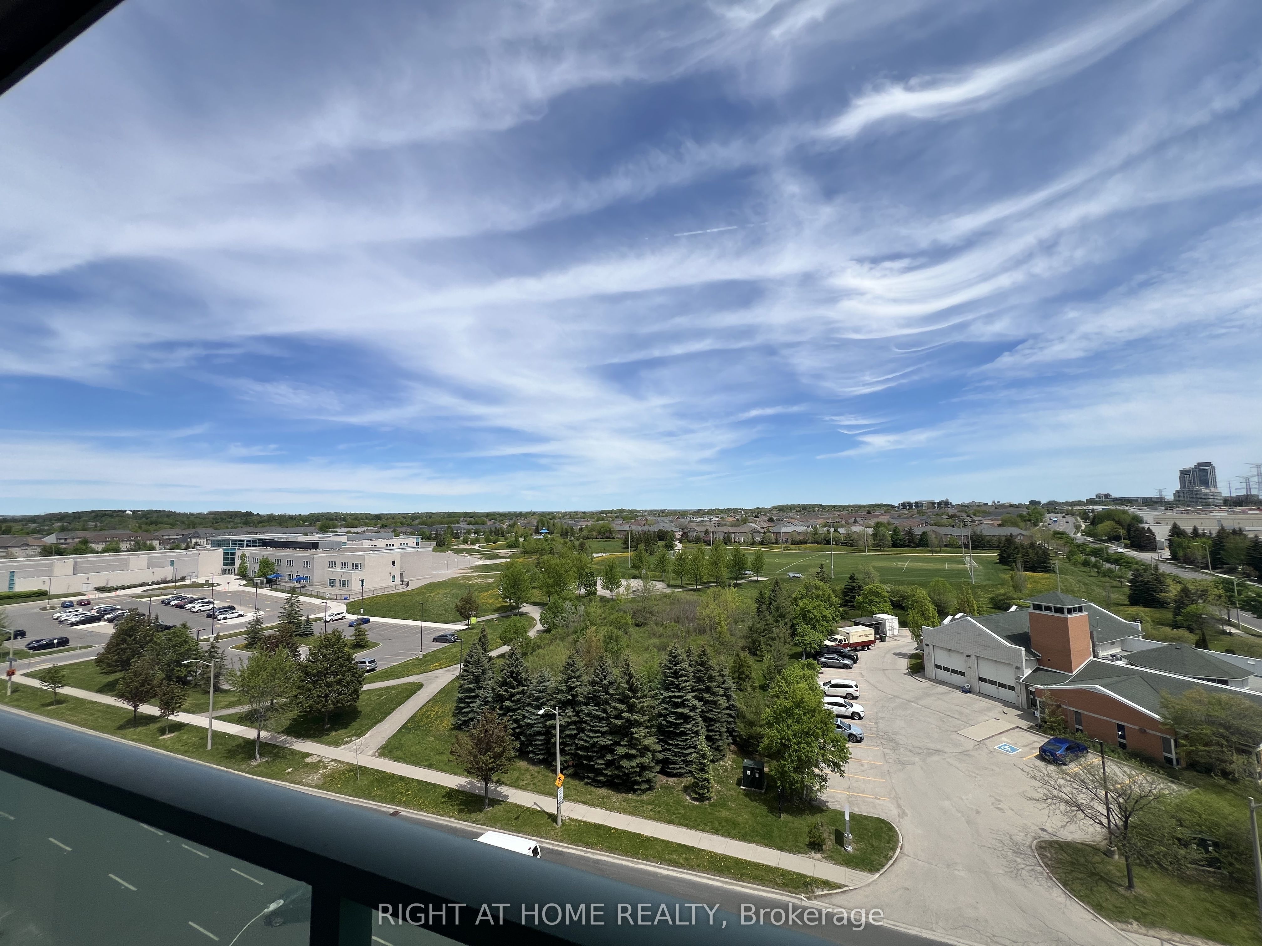 Additional image 3 of 805-11 Oneida Crescent, Richmond Hill, ON, L4B 0A1