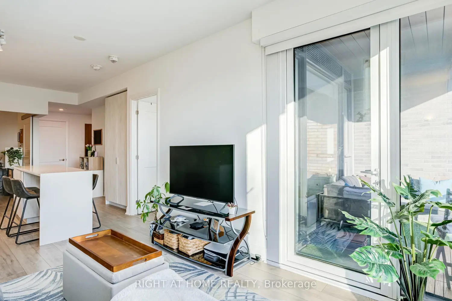 Additional image 8 of 21 Park Street 506