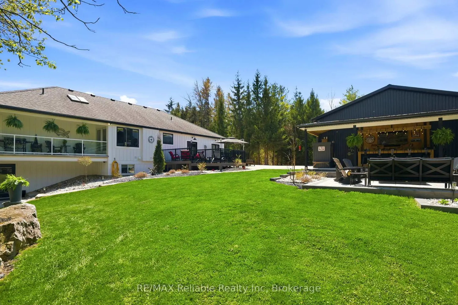 71033 Bluewater Highway