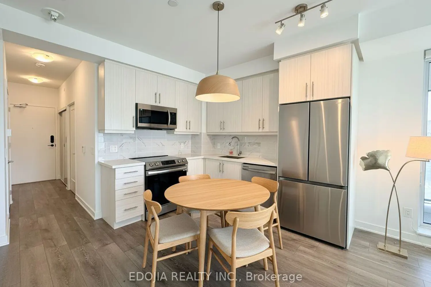 Additional image 13 of 105 Oneida Crescent 306