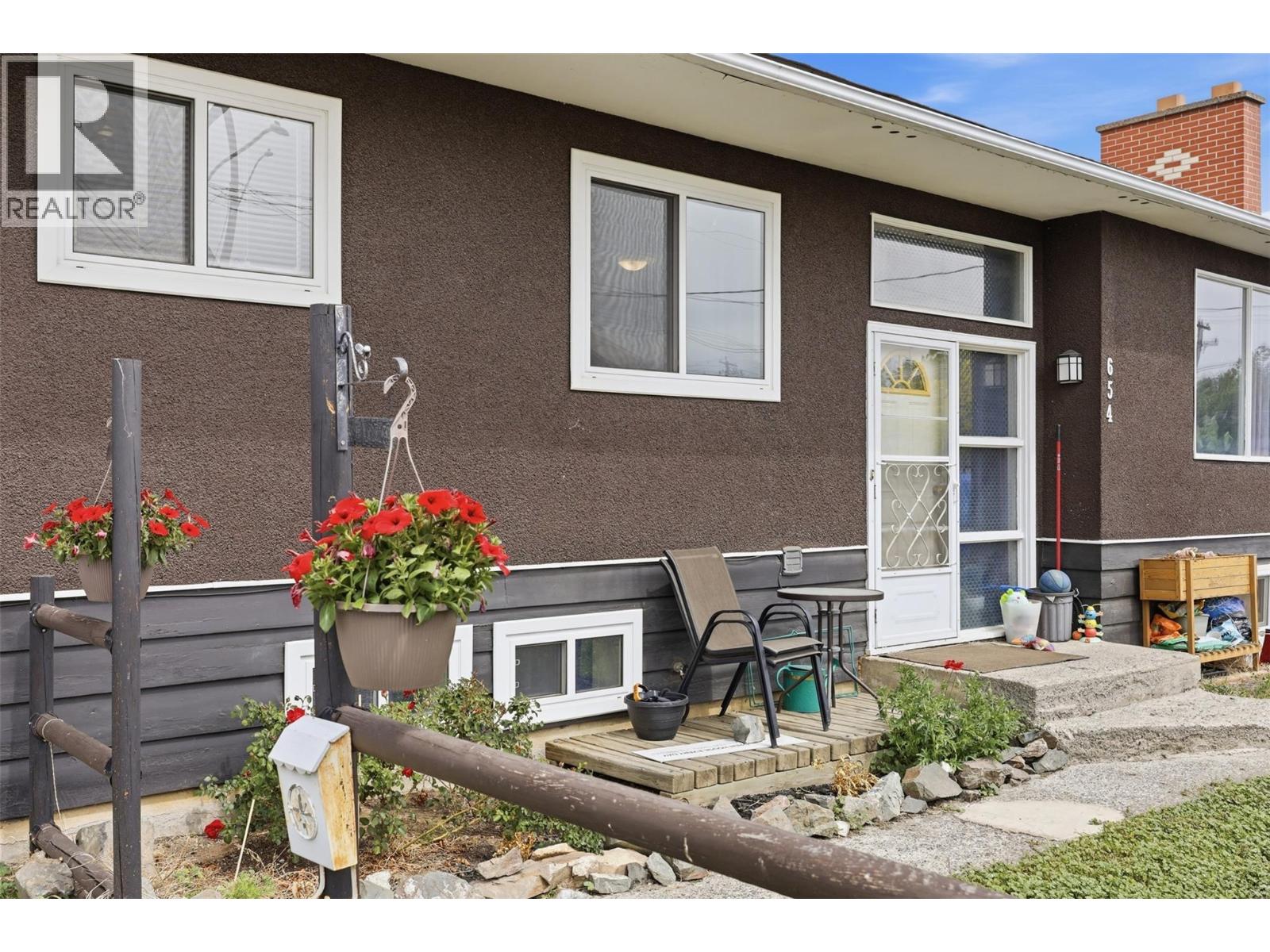 Additional image 3 of 654 Patricia Avenue, Kamloops, BC, V2B1Y8