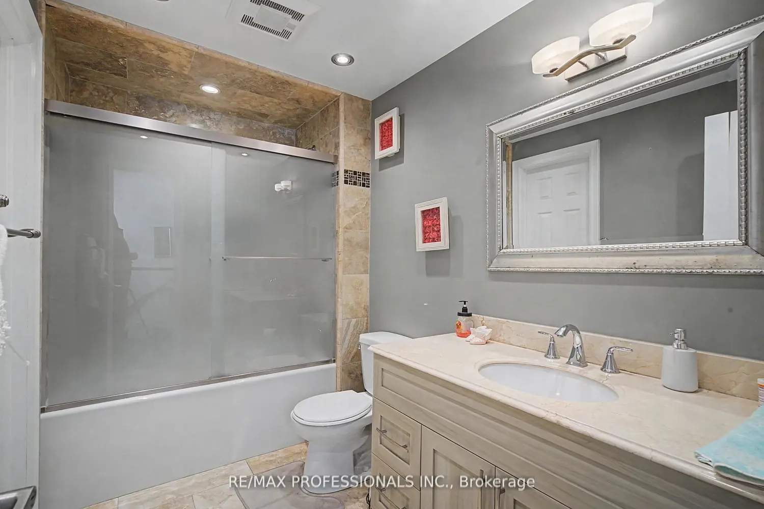 Additional image 11 of 180 Royal Salisbury Way