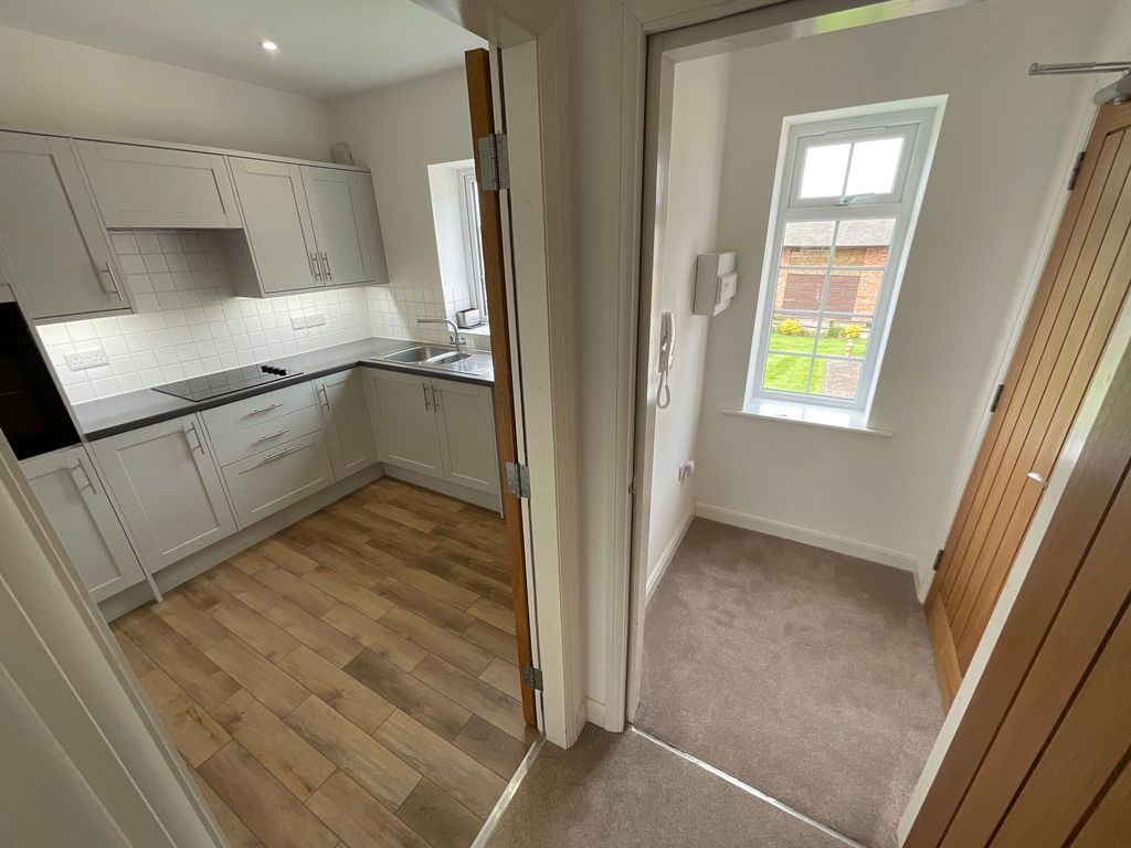 Additional image 5 of 2 bed flat to rentCongleton Road, Sandbach CW11