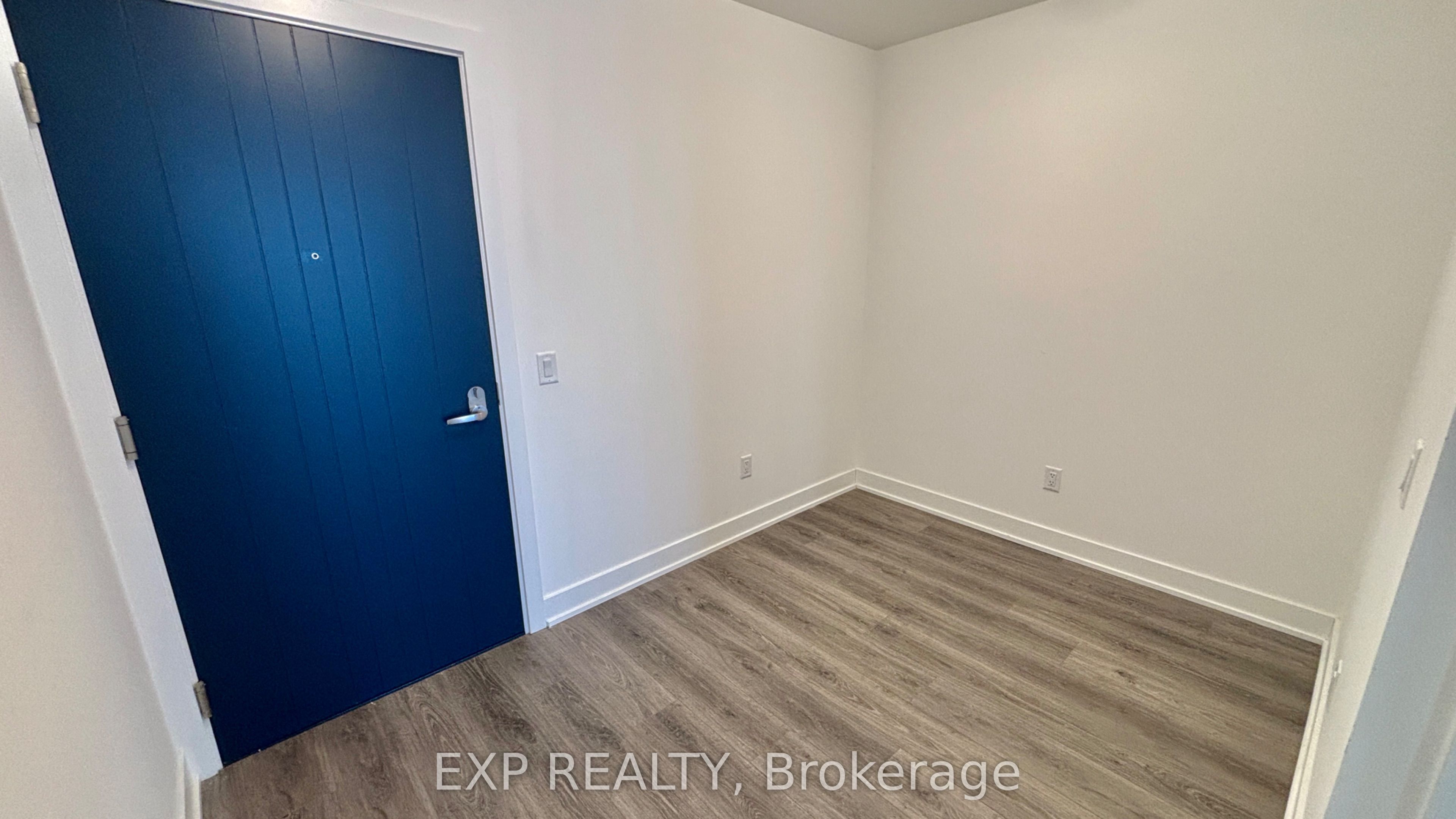 Additional image 2 of 921-2545 Simcoe Street N, Oshawa, ON, L1L 0W3