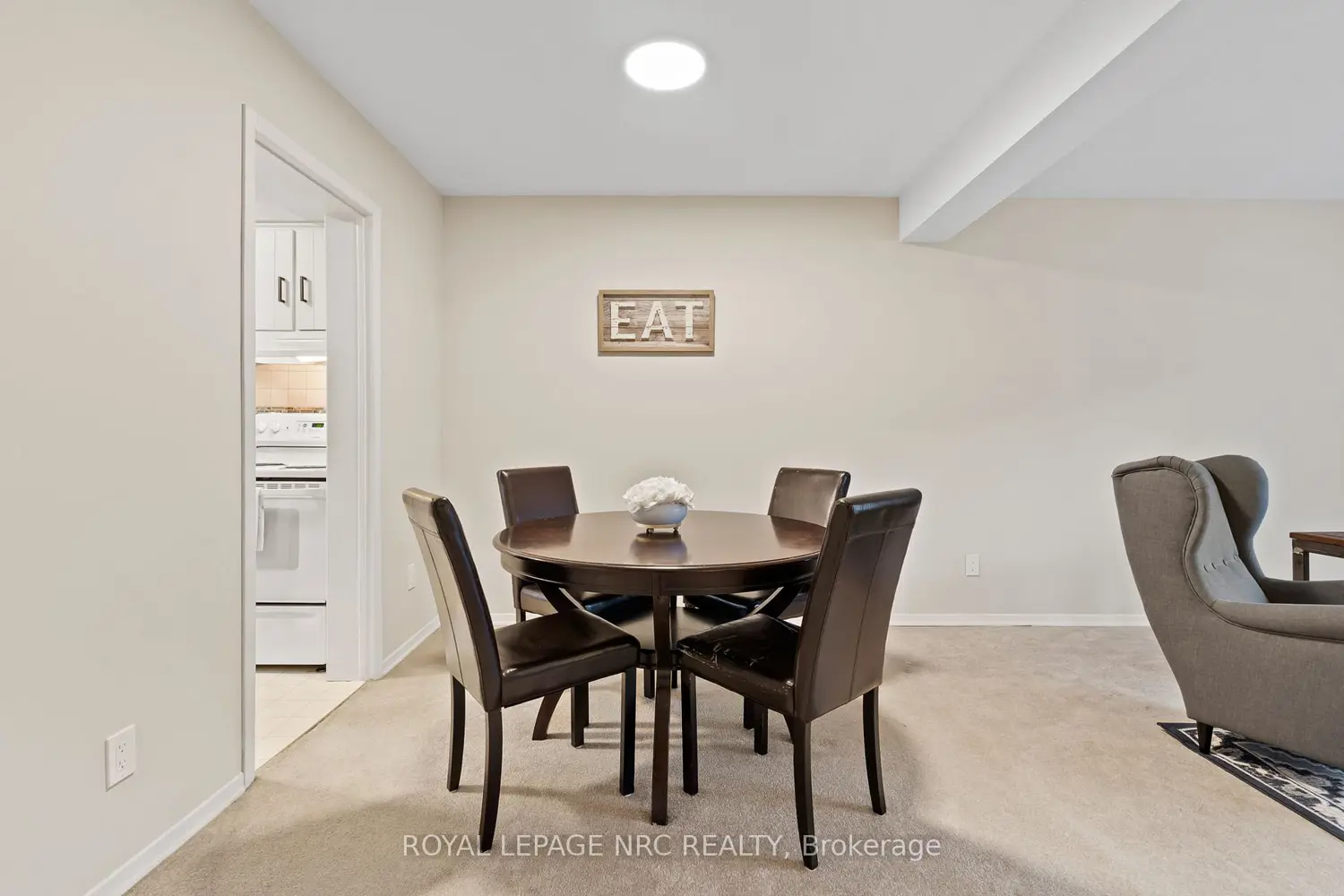 Additional image 7 of 77 Linwell Road 53