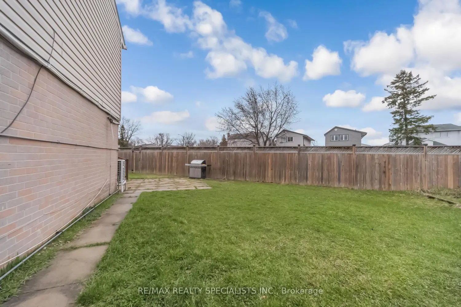 Additional image 13 of 8 Grantbrook Court